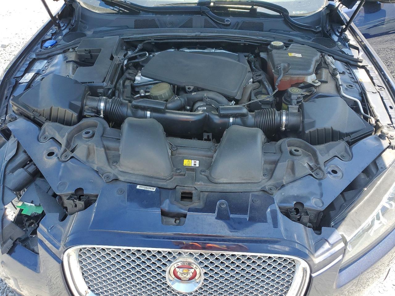 2015 Jaguar Xf 3.0 Sport Синий vin: SAJWA0F74F8U72614