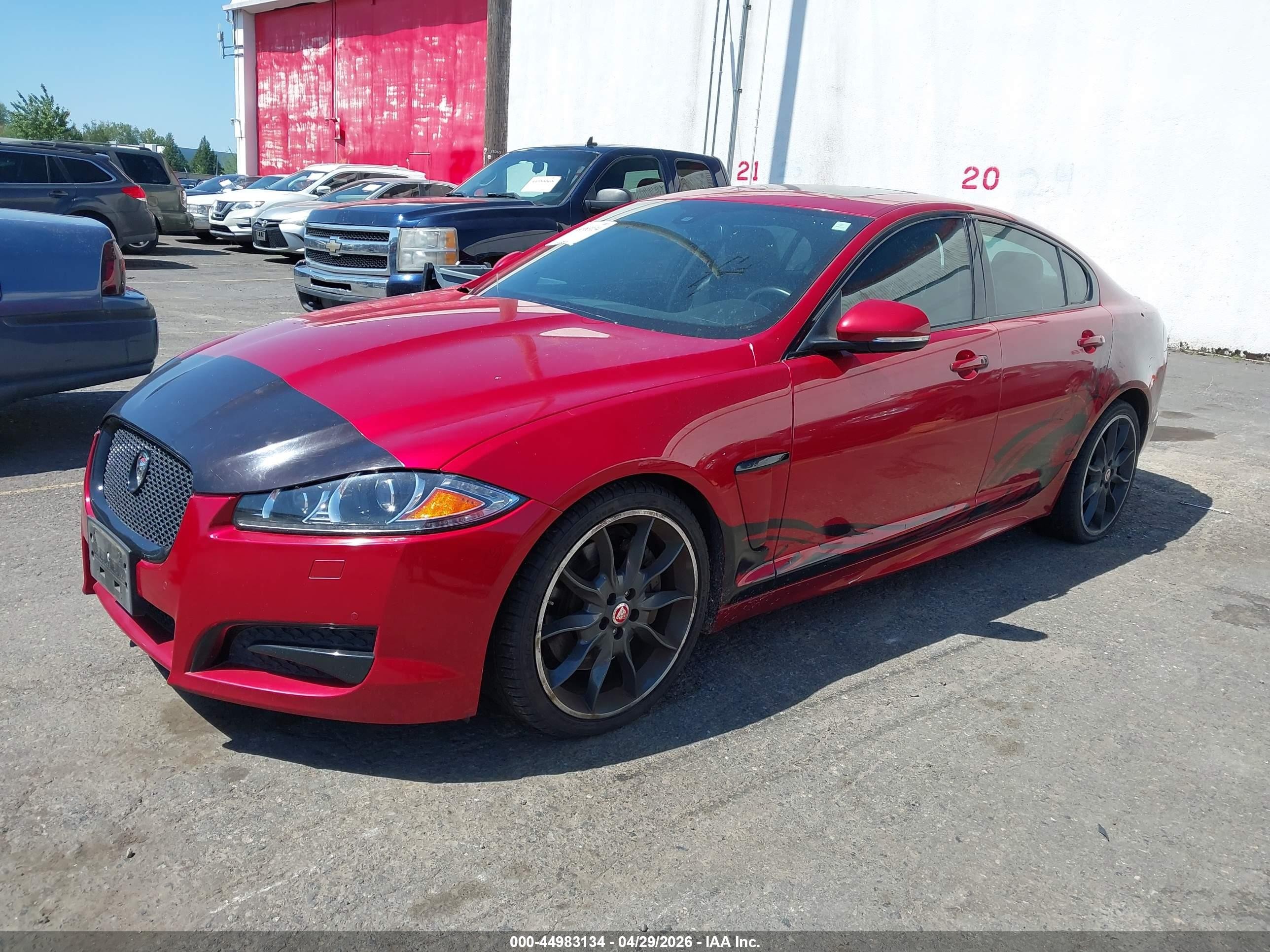 2015 Jaguar Xf 3.0 Portfolio/3.0 Sport Красный vin: SAJWA0F75F8U52176