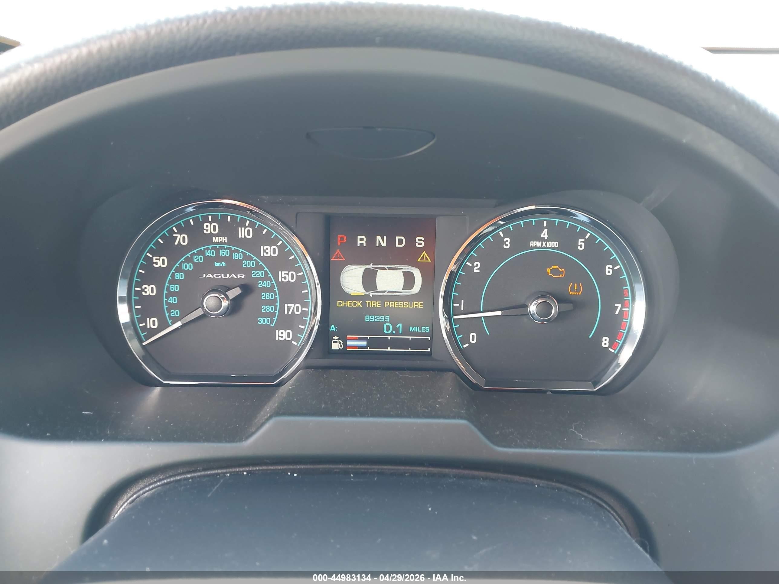 2015 Jaguar Xf 3.0 Portfolio/3.0 Sport Красный vin: SAJWA0F75F8U52176