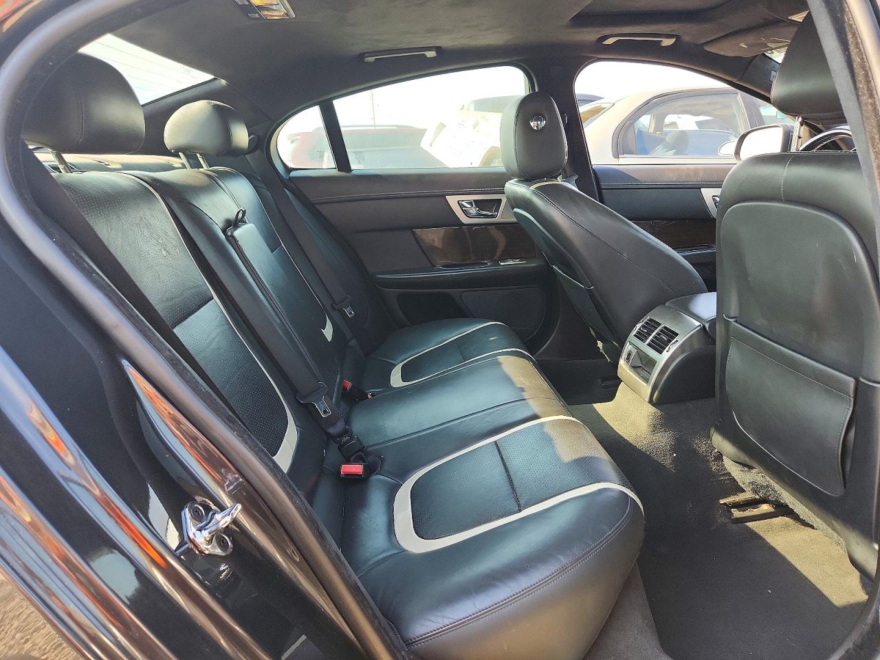 2015 Jaguar Xf 3.0 Sport Black vin: SAJWA0F76F8U80939