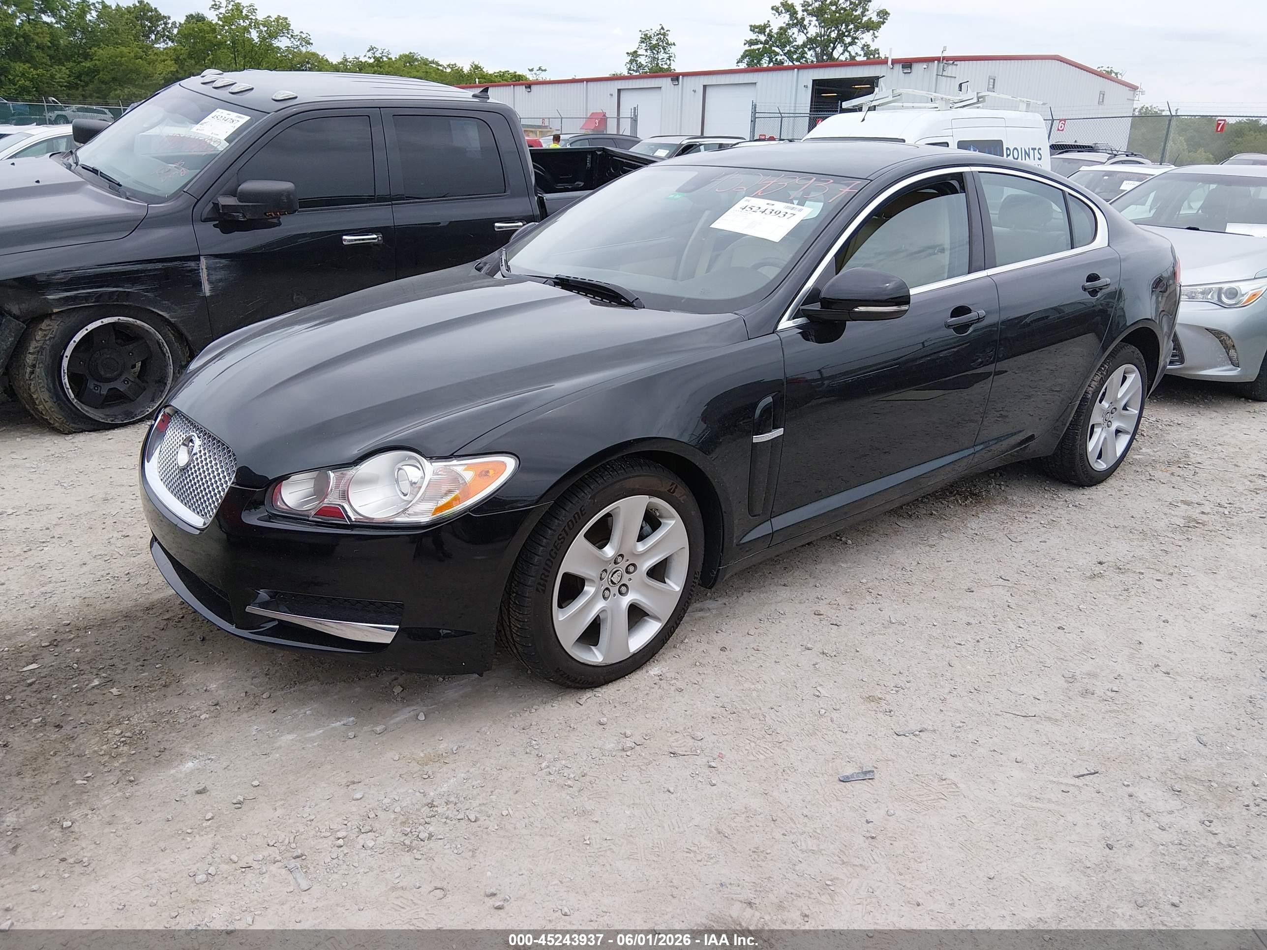 2010 Jaguar Xf   Black vin: SAJWA0FA1AHR65915