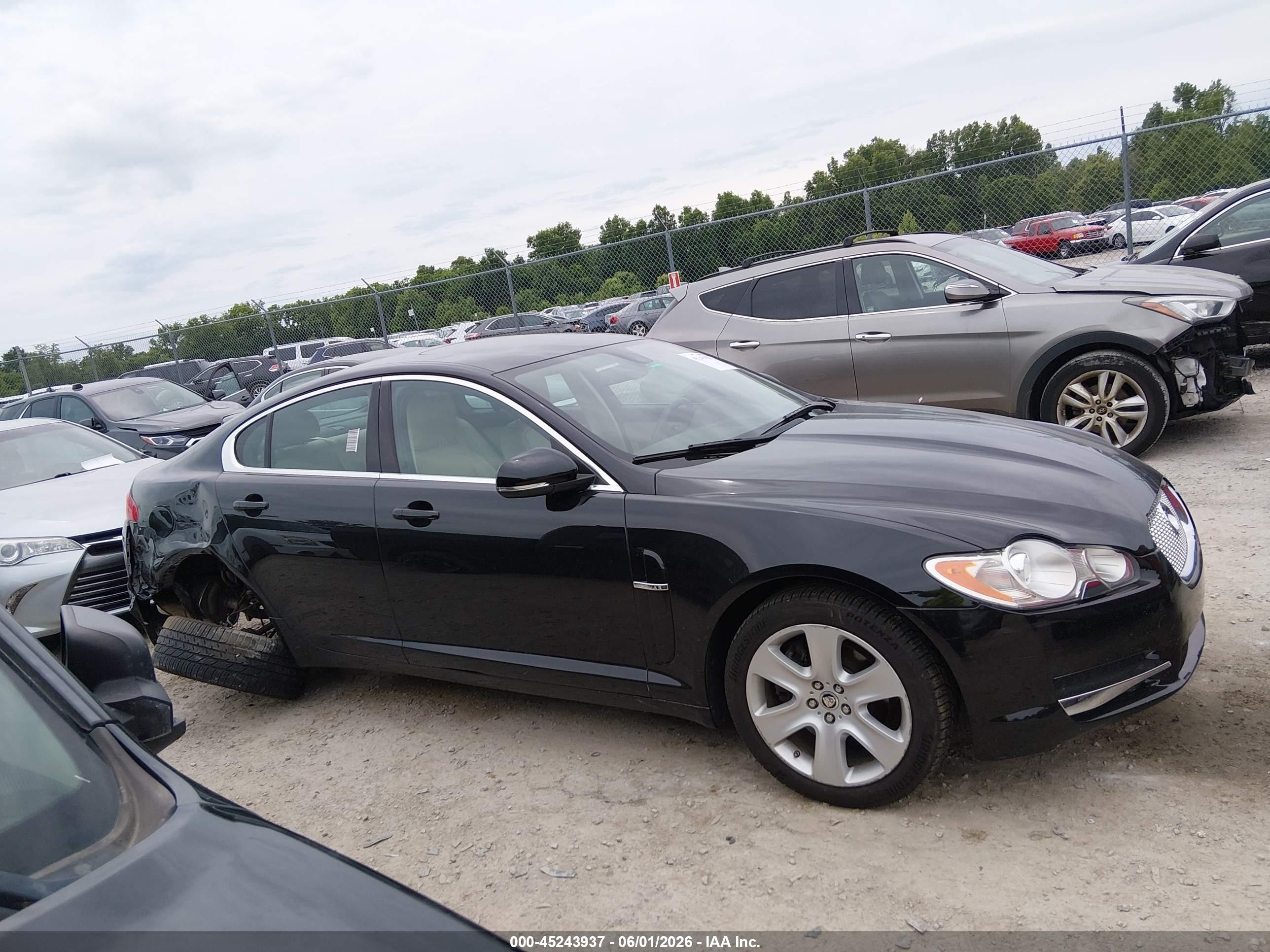 2010 Jaguar Xf   Black vin: SAJWA0FA1AHR65915