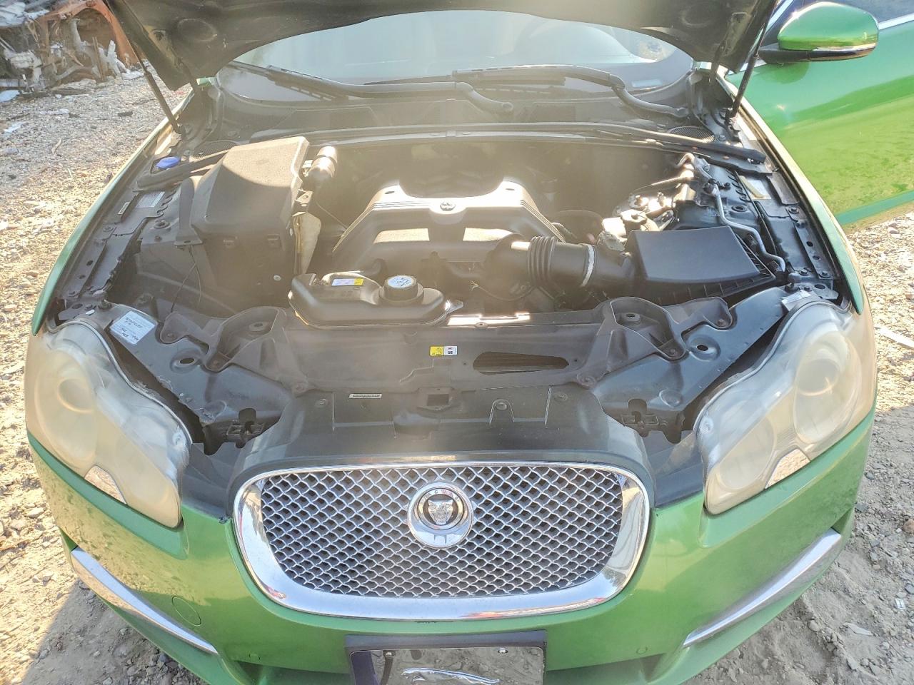 2010 Jaguar Xf Luxury Green vin: SAJWA0FA5AHR54741