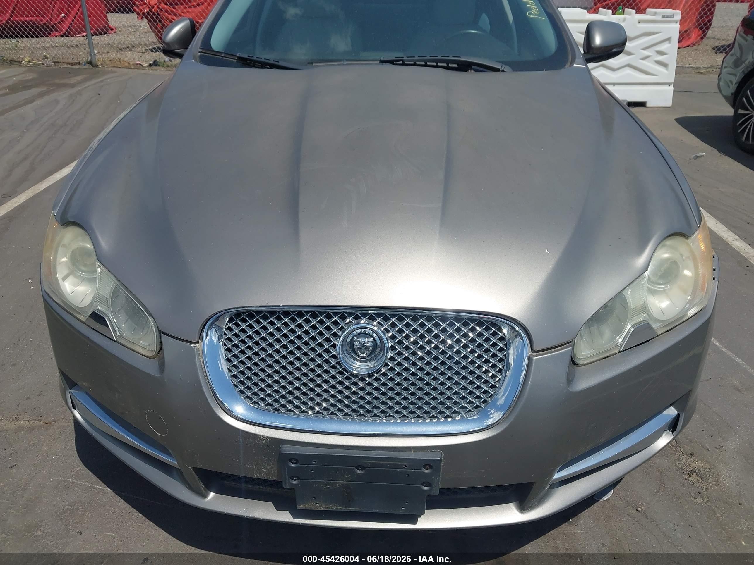 2011 Jaguar Xf   Silver vin: SAJWA0FB1BLR85007