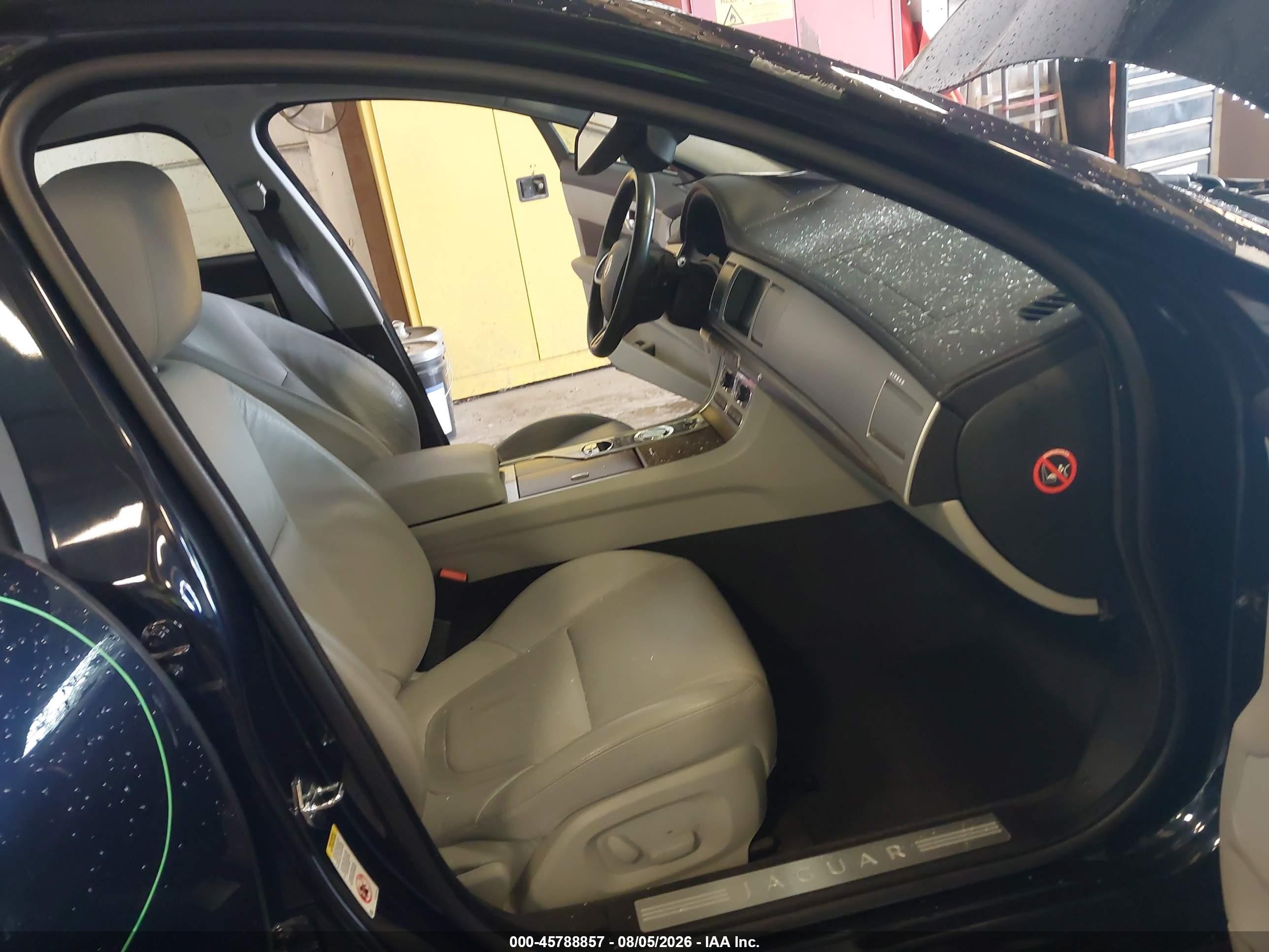 2012 Jaguar Xf   Dark Blue vin: SAJWA0FB1CLS31736