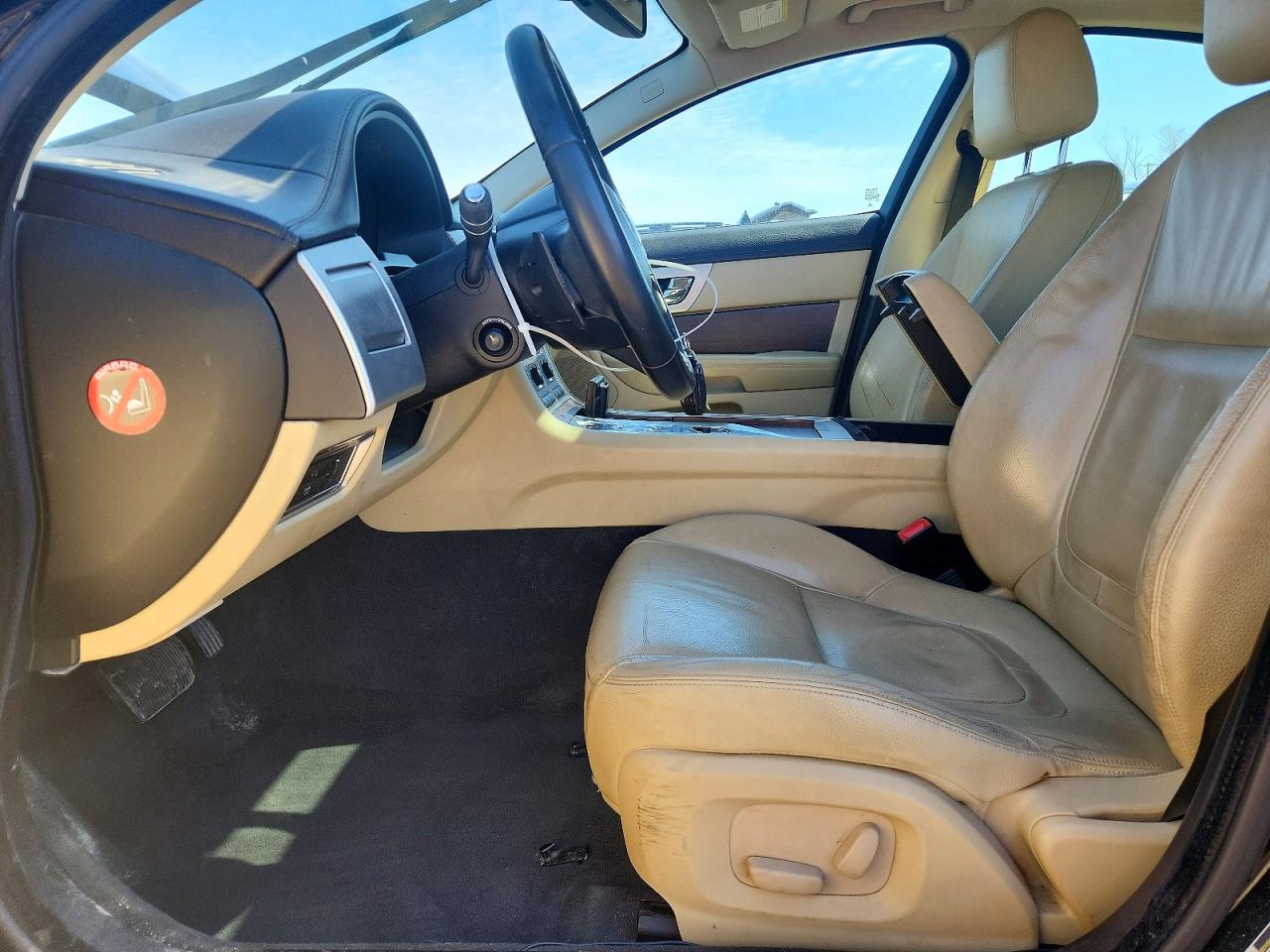 2012 Jaguar Xf Black vin: SAJWA0FB3CLS25159