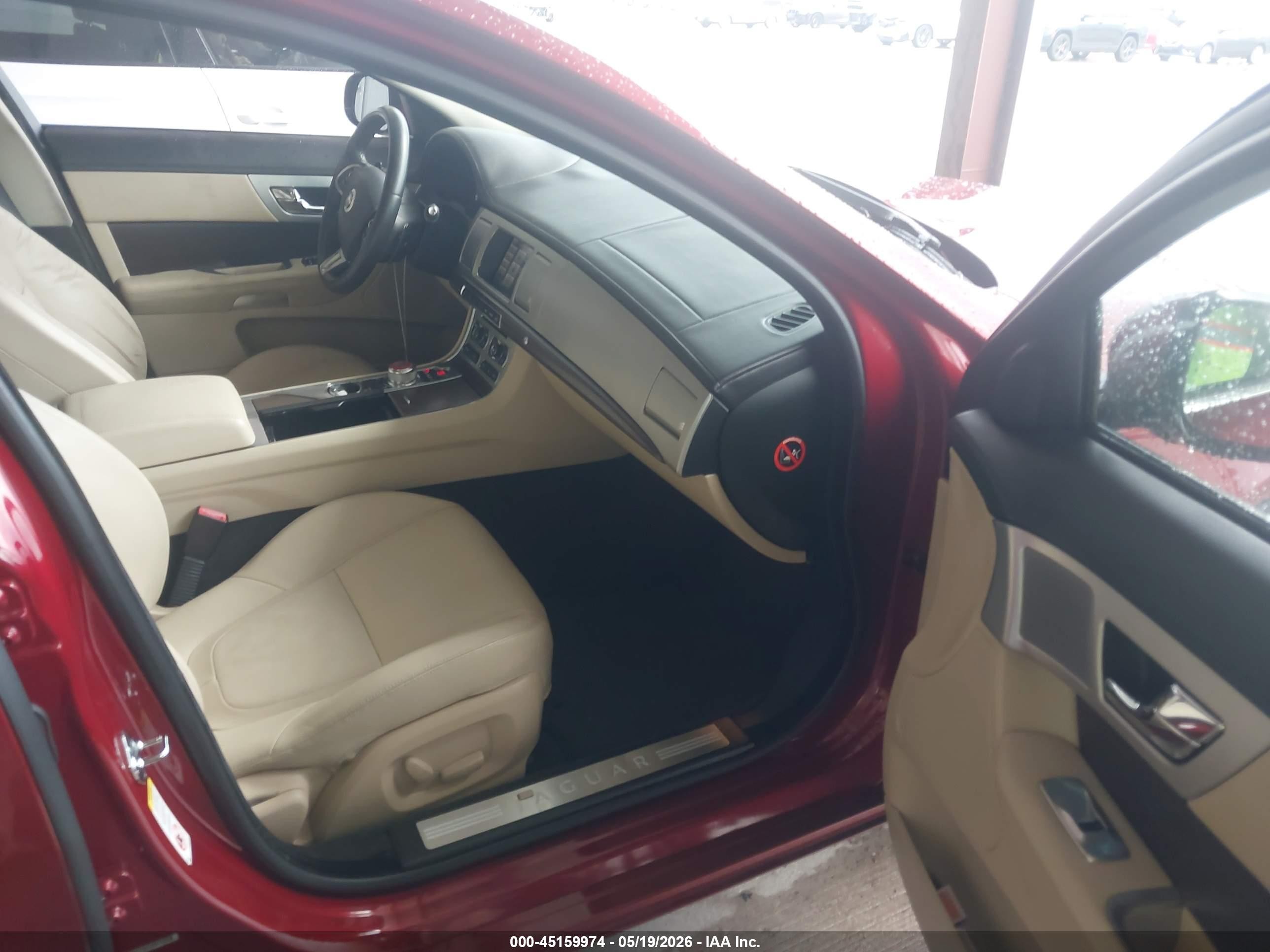 2012 Jaguar Xf   Темно-бордовый vin: SAJWA0FB3CLS43029