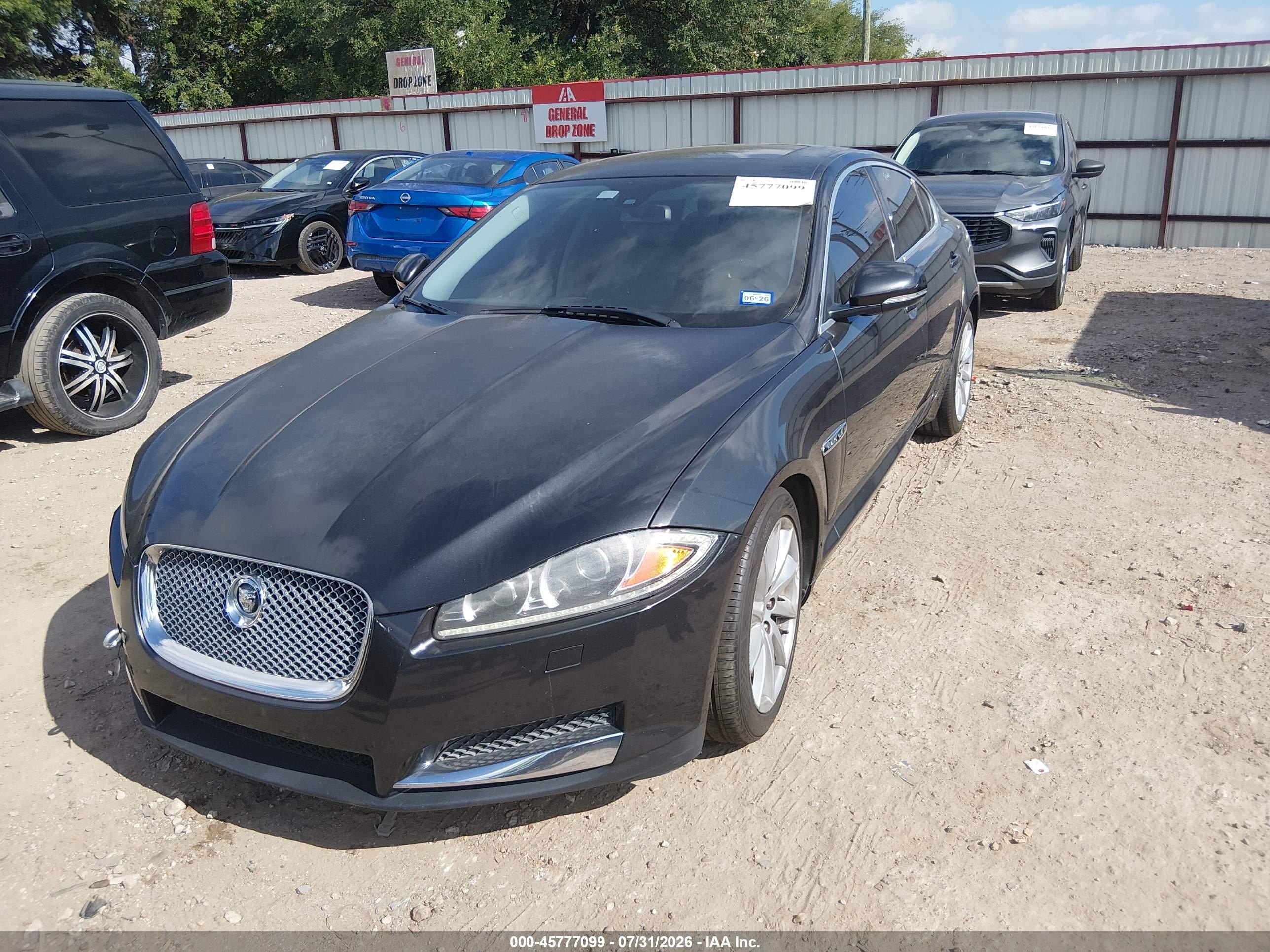 2012 Jaguar Xf   Серый vin: SAJWA0FB4CLS51186