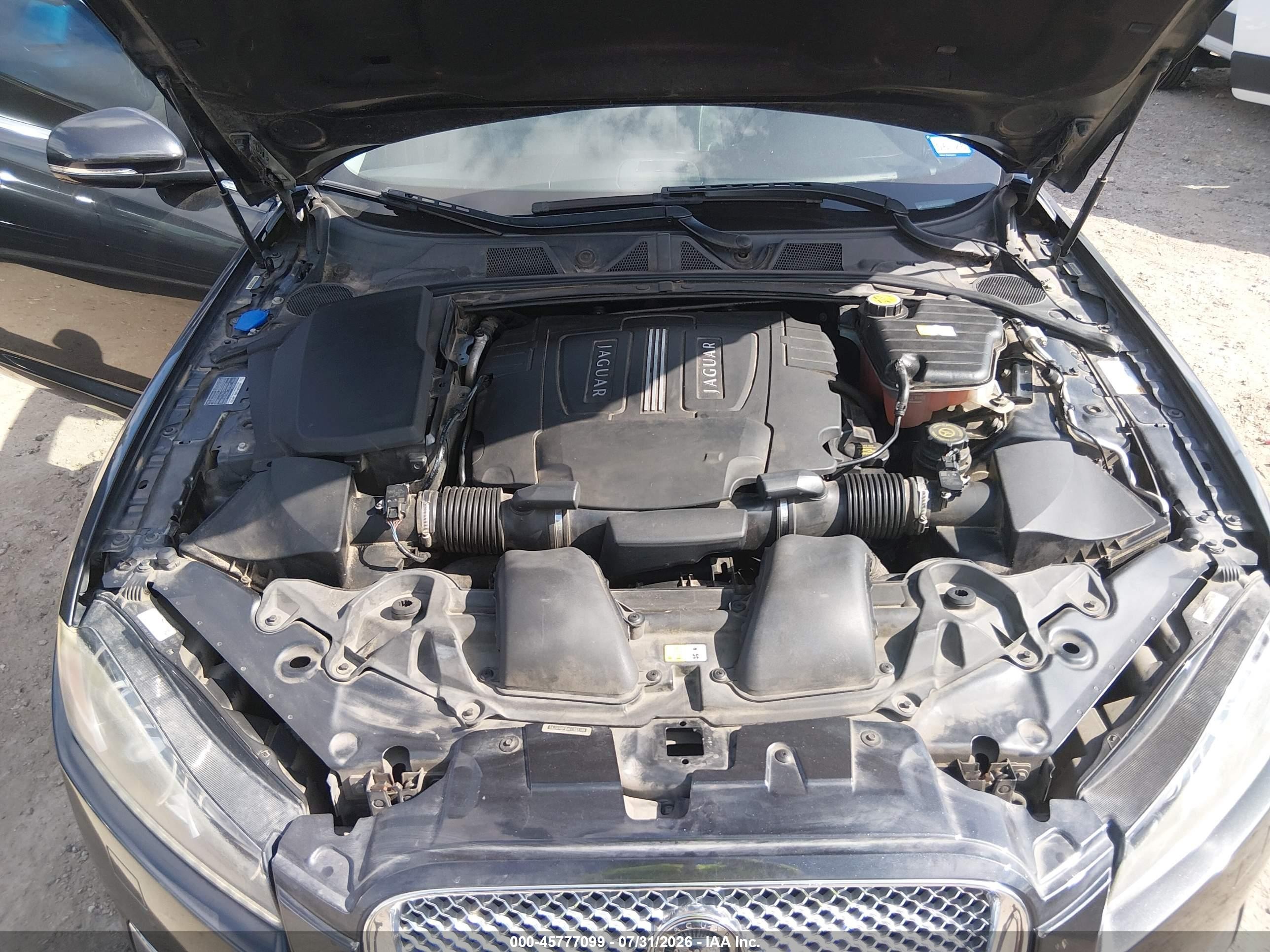 2012 Jaguar Xf   Серый vin: SAJWA0FB4CLS51186