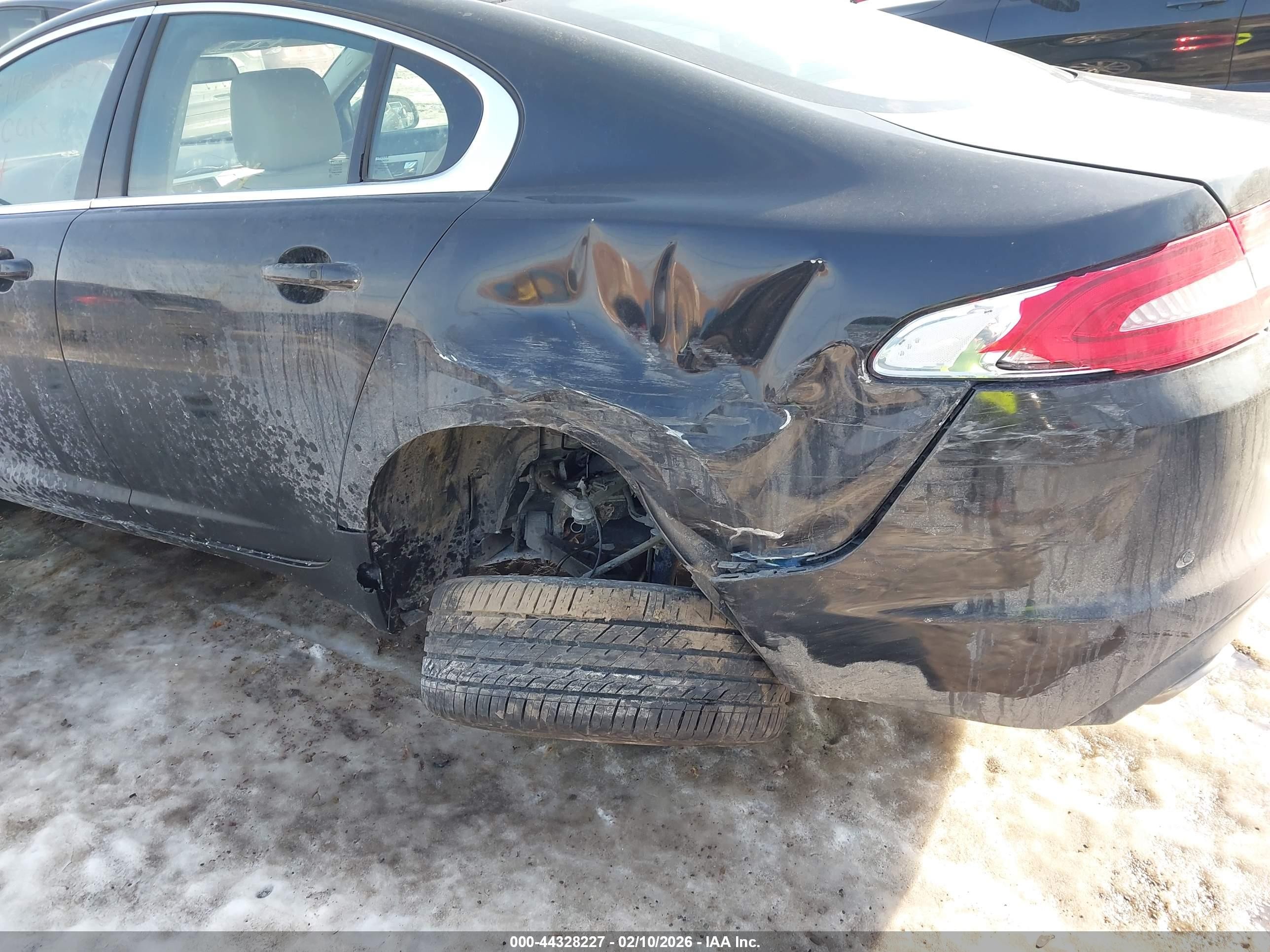 2012 Jaguar Xf   Черный vin: SAJWA0FB5CLS52931