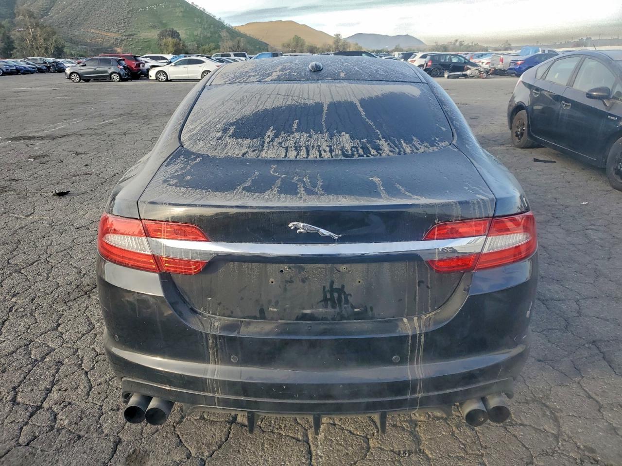 2012 Jaguar Xf Black vin: SAJWA0FB5CLS59202