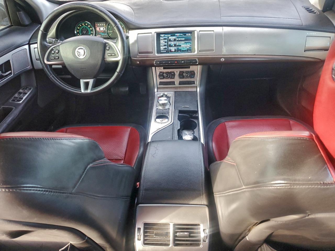 2012 Jaguar Xf Black vin: SAJWA0FB5CLS59202