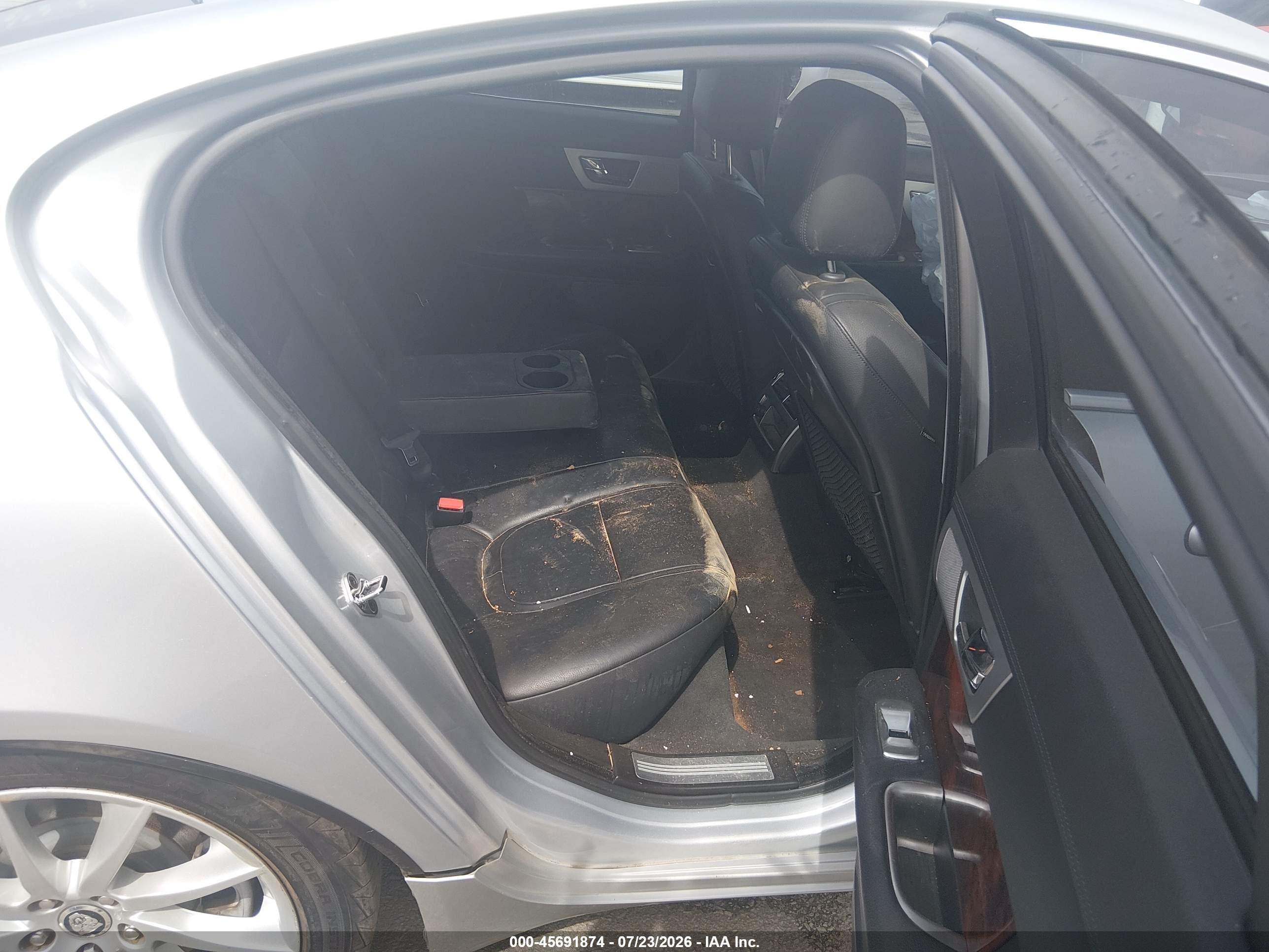 2012 Jaguar Xf   Silver vin: SAJWA0FB5CLS60365
