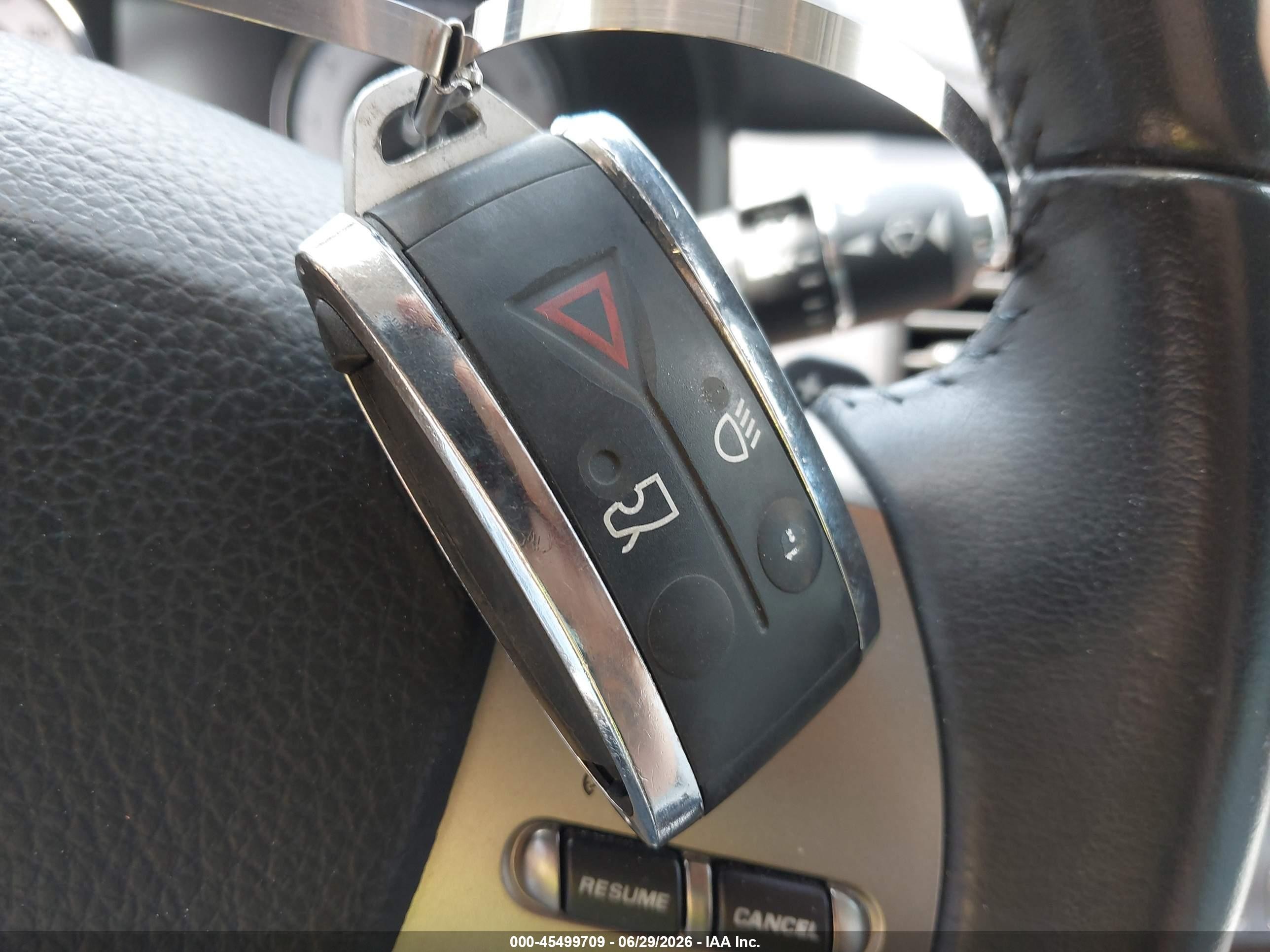 2011 Jaguar Xf   Blue vin: SAJWA0FB8BLS01700