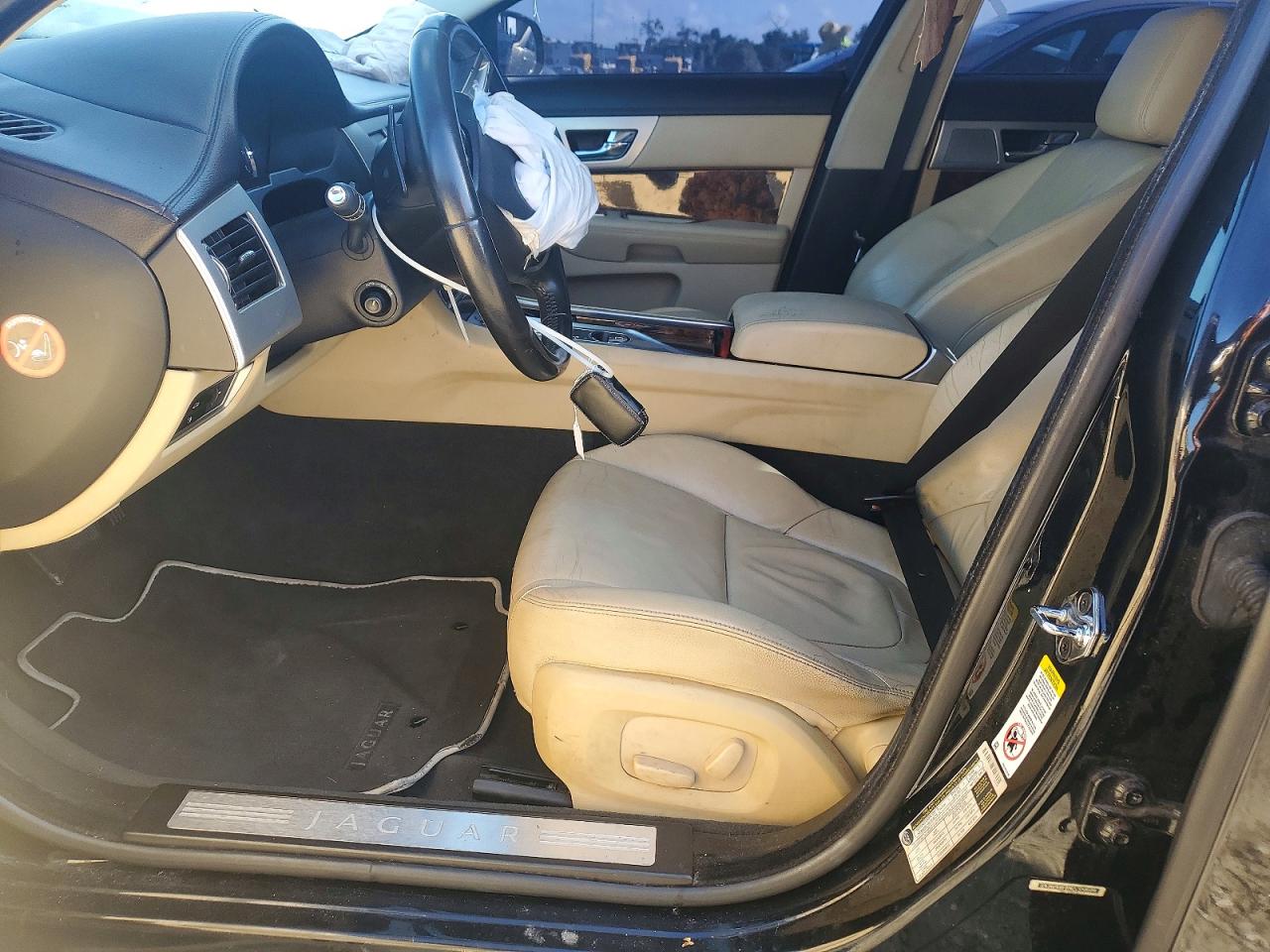 2012 Jaguar Xf Black vin: SAJWA0FB9CLS59509