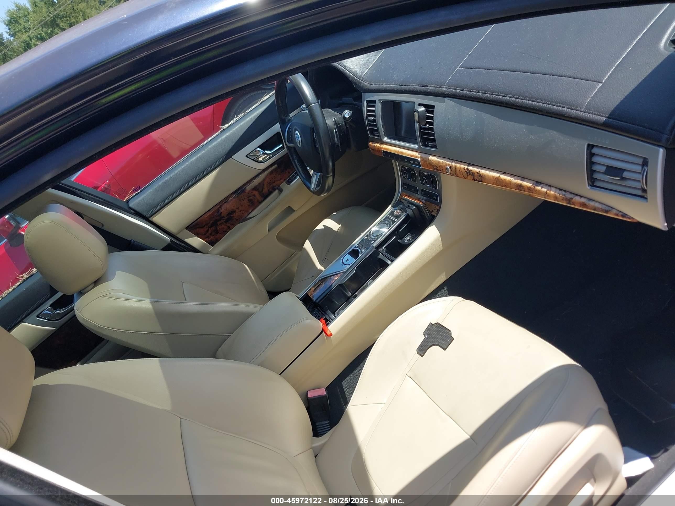 2012 Jaguar Xf   Dark Blue vin: SAJWA0FBXCLS25062