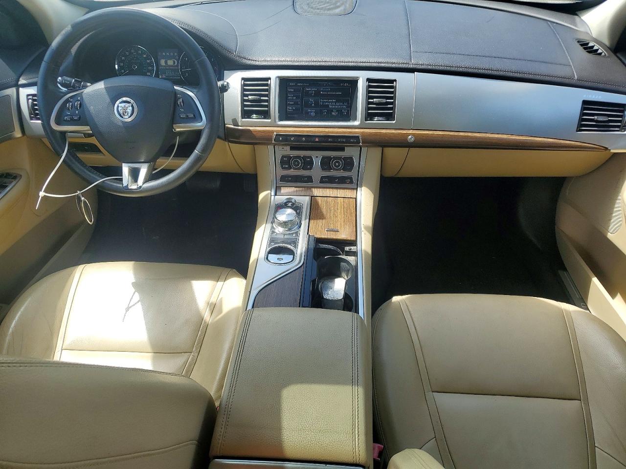 2012 Jaguar Xf Серебряный vin: SAJWA0FBXCLS42749