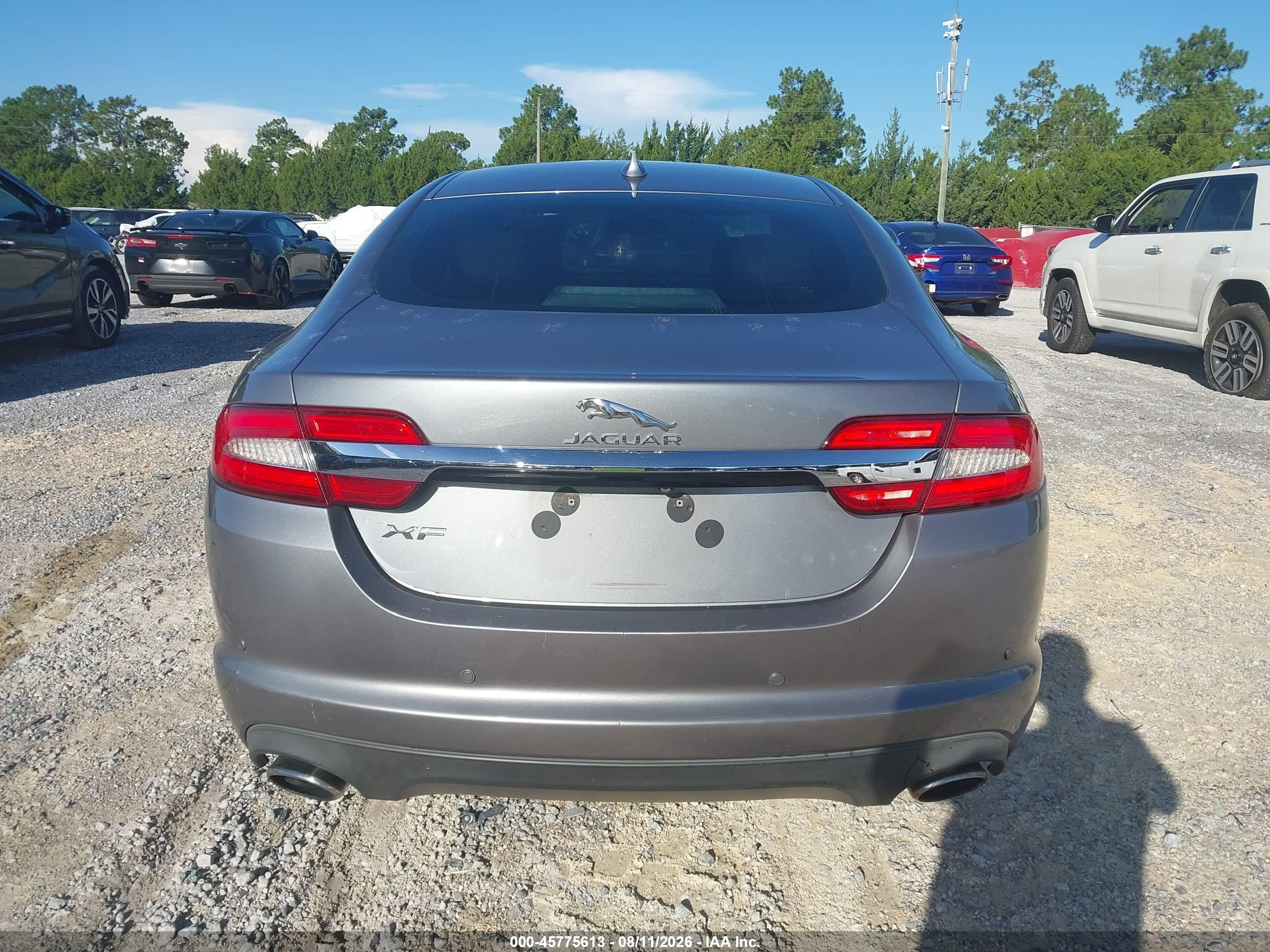 2015 Jaguar Xf 2.0t Premium Silver vin: SAJWA0FS0FPU64259