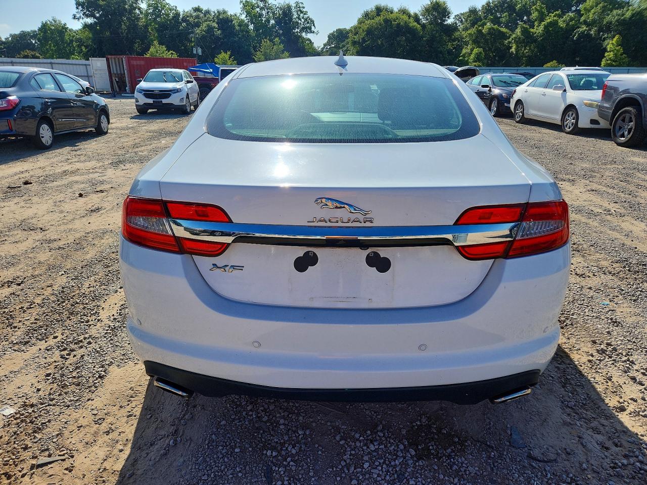 2015 Jaguar Xf 2.0t Premium White vin: SAJWA0FS2FPU68426