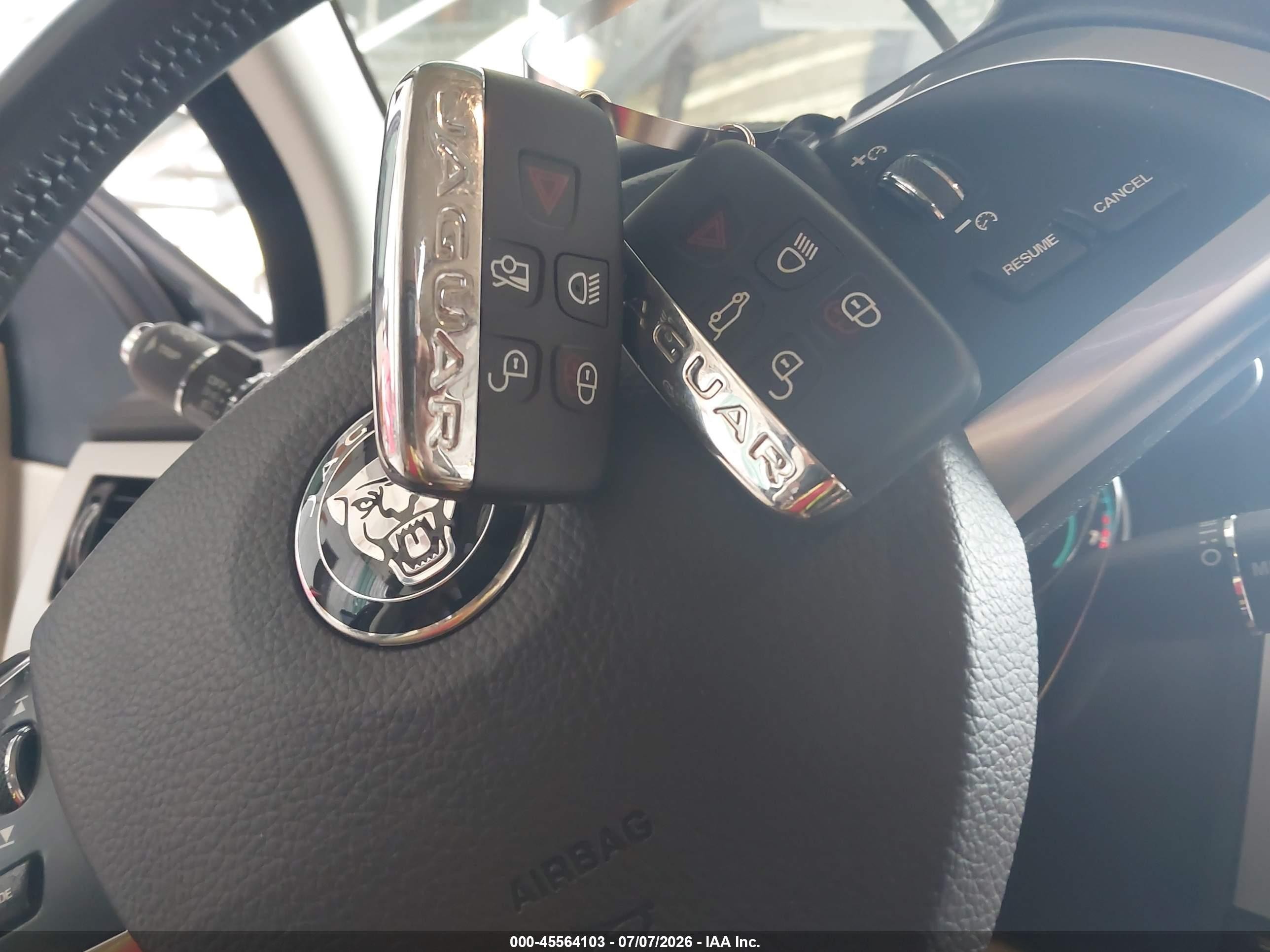 2015 Jaguar Xf 2.0t Premium Black vin: SAJWA0FS5FPU50325