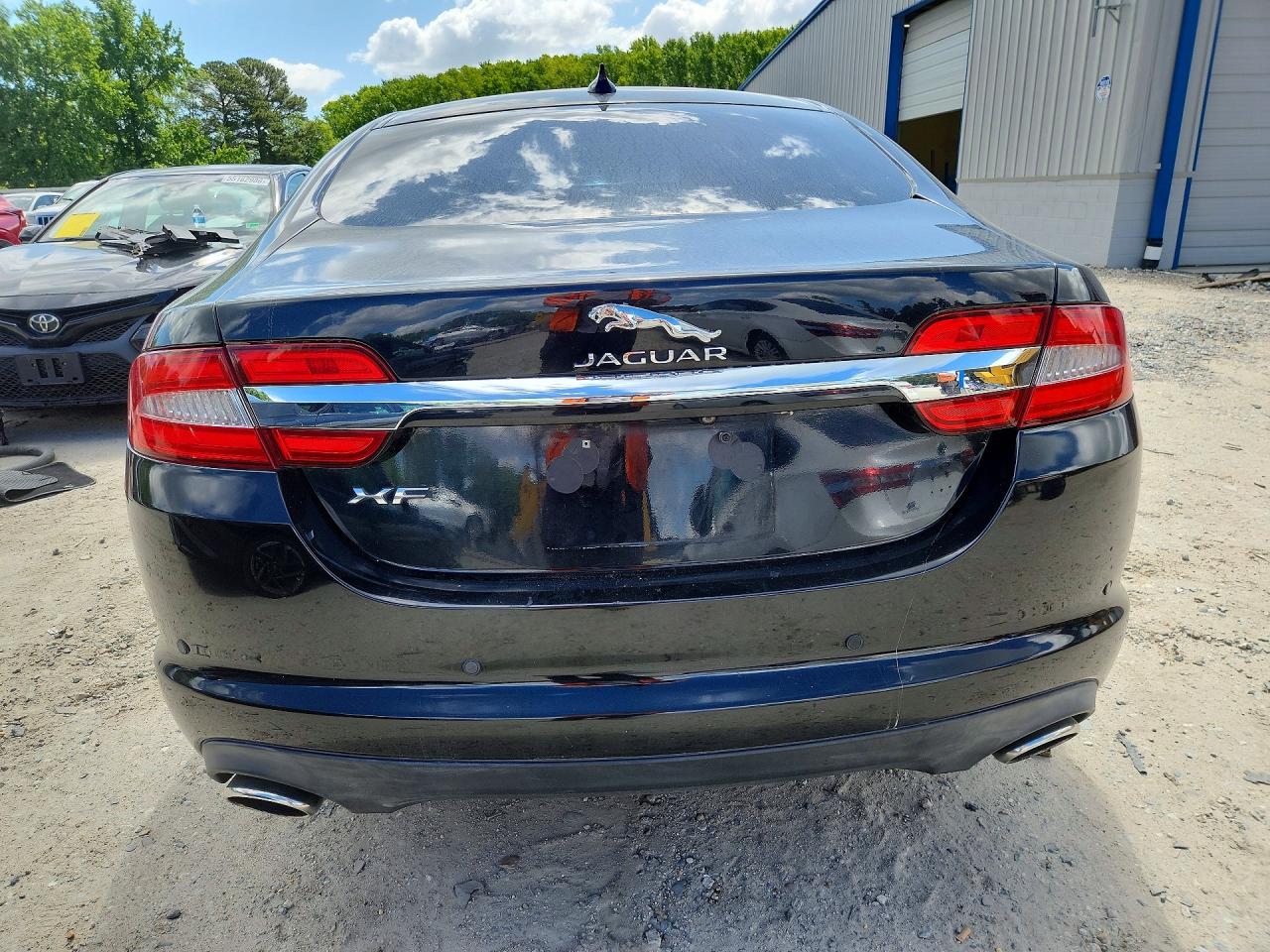 2015 Jaguar Xf Черный vin: SAJWA0FS5FPU50762