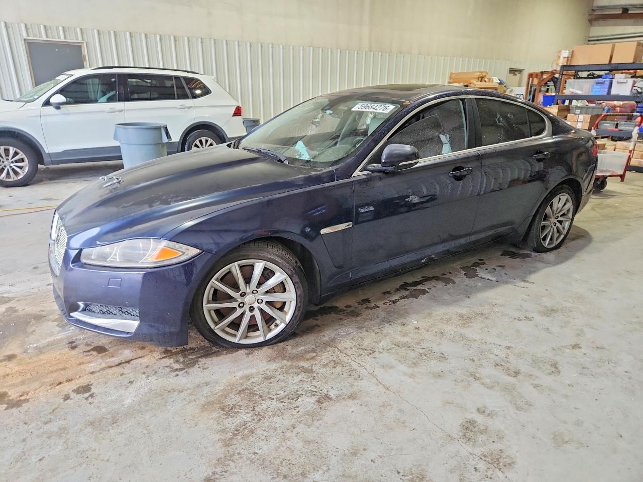 2015 Jaguar Xf 2.0t Premium Синий vin: SAJWA0FS5FPU78822
