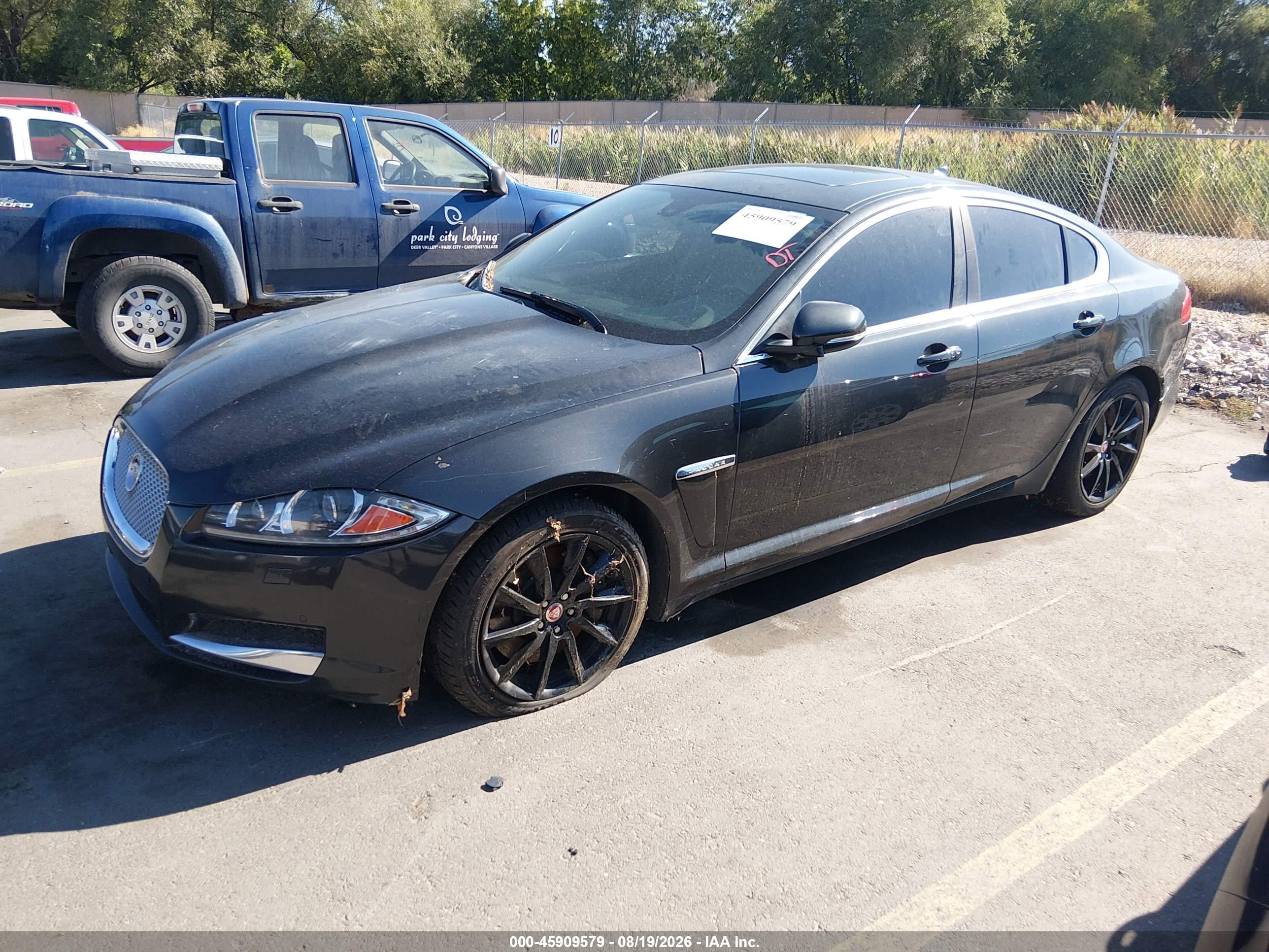 2015 Jaguar Xf 2.0t Premium Black vin: SAJWA0FS8FPU60492