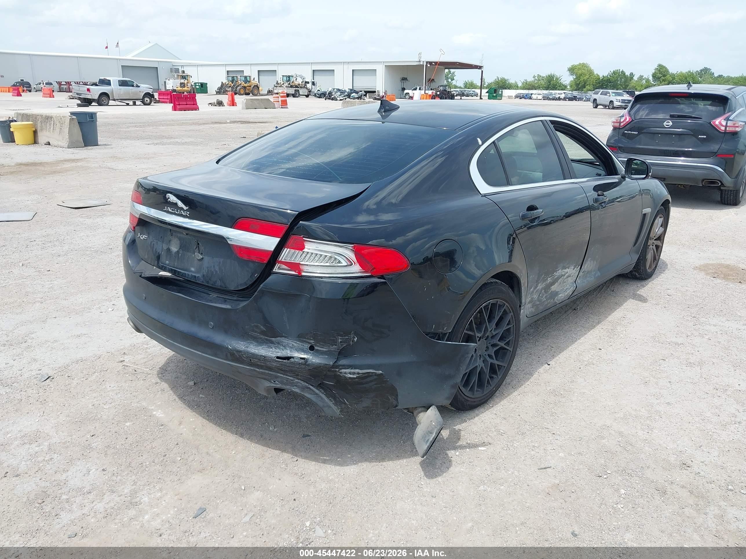2015 Jaguar Xf 2.0t Premium Black vin: SAJWA0FS8FPU87594
