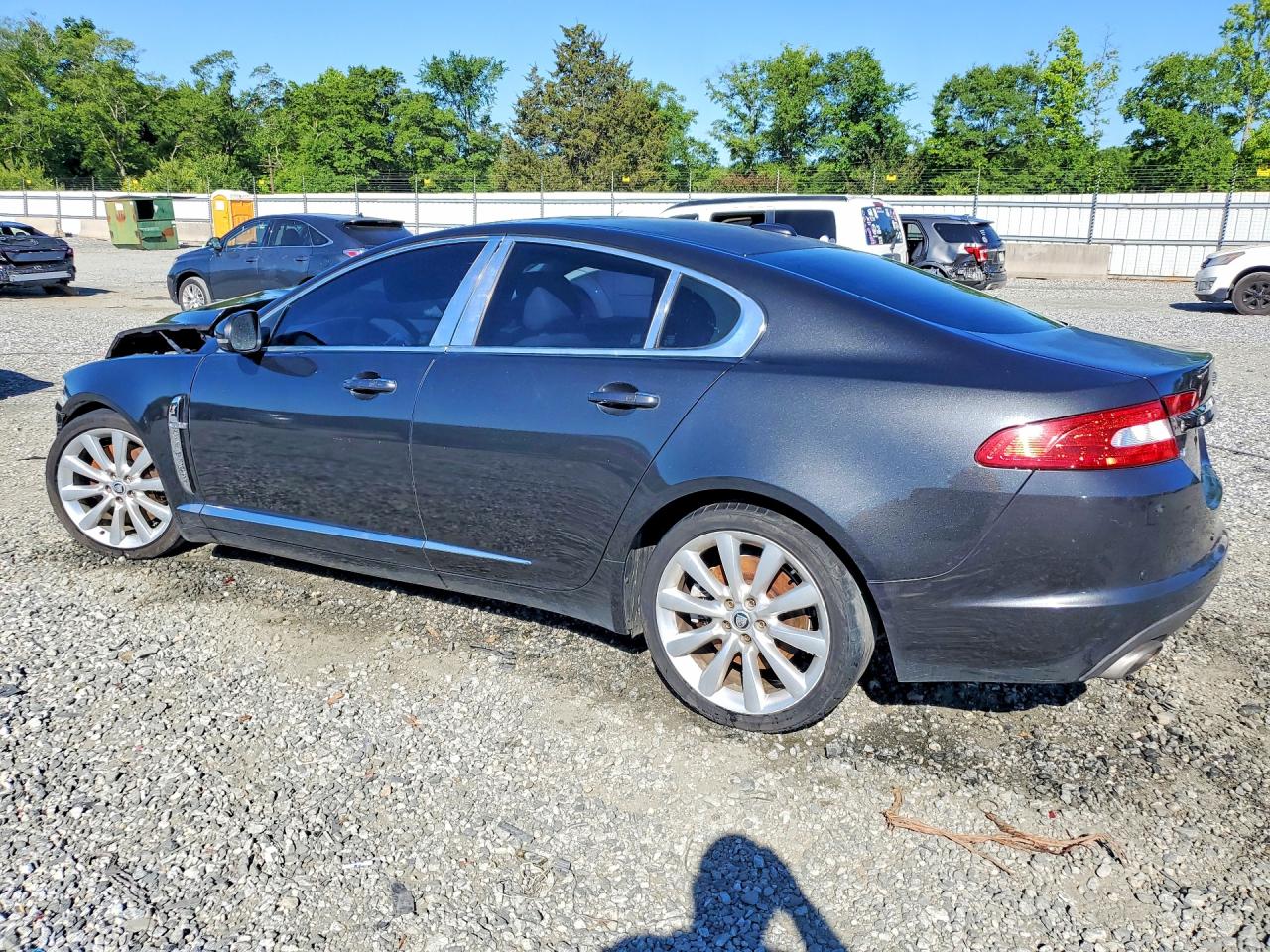 2011 Jaguar Xf Premium Gray vin: SAJWA0GB2BLR95544
