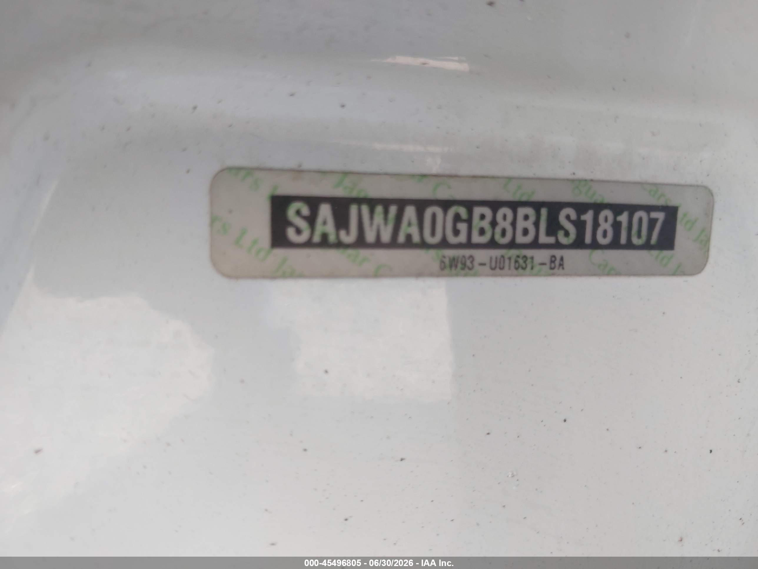 2011 Jaguar Xf Premium Белый vin: SAJWA0GB8BLS18107
