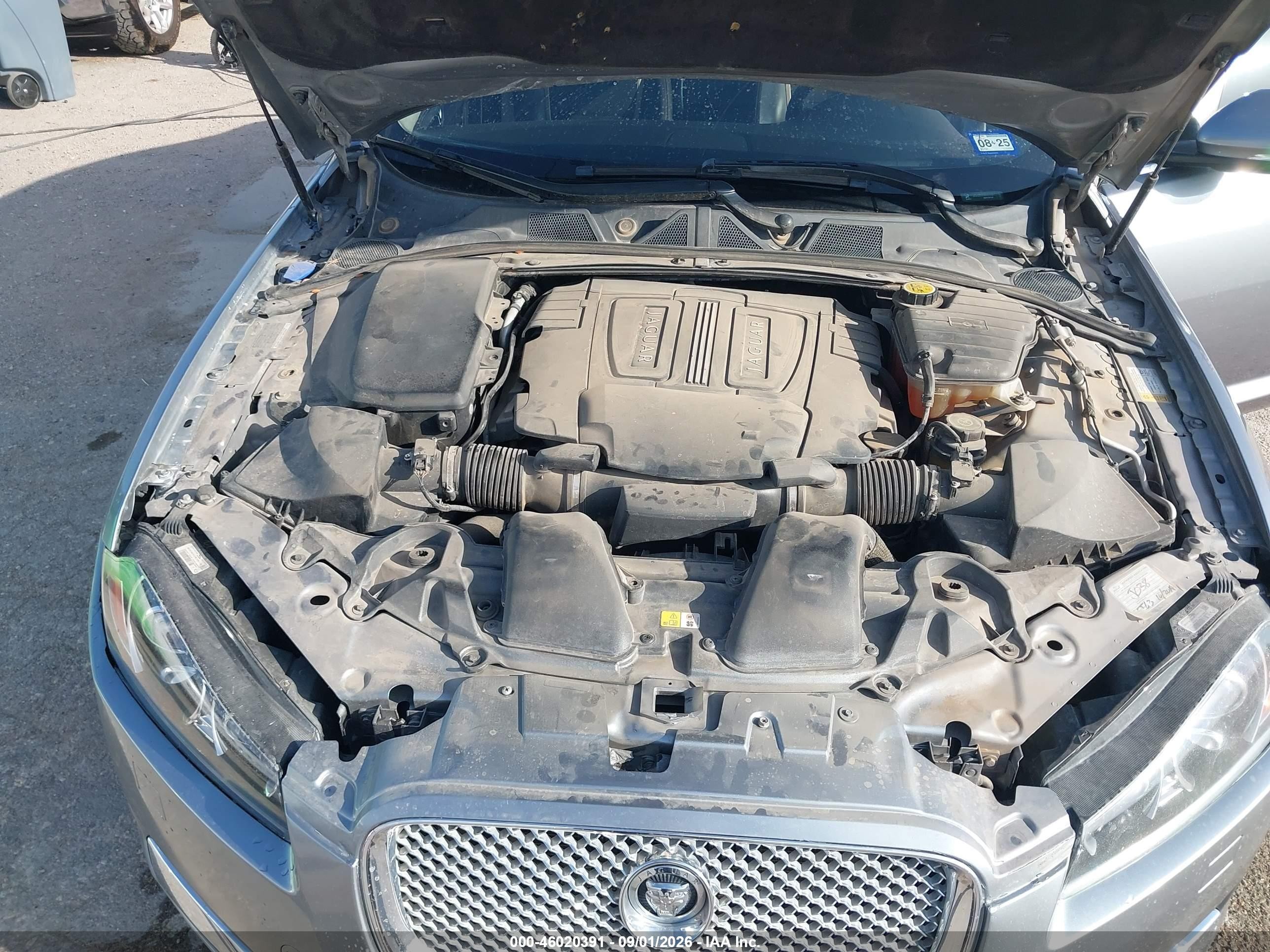 2012 Jaguar Xf Portfolio Silver vin: SAJWA0HB0CLS36567