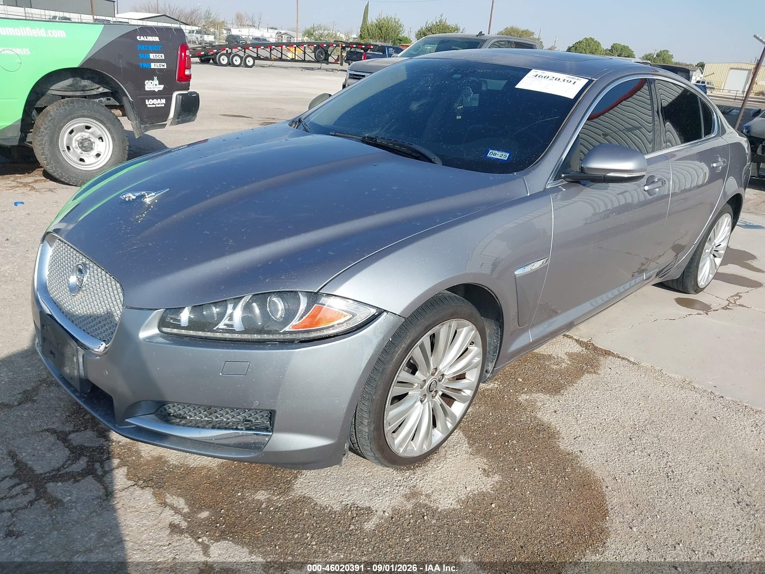 2012 Jaguar Xf Portfolio Silver vin: SAJWA0HB0CLS36567