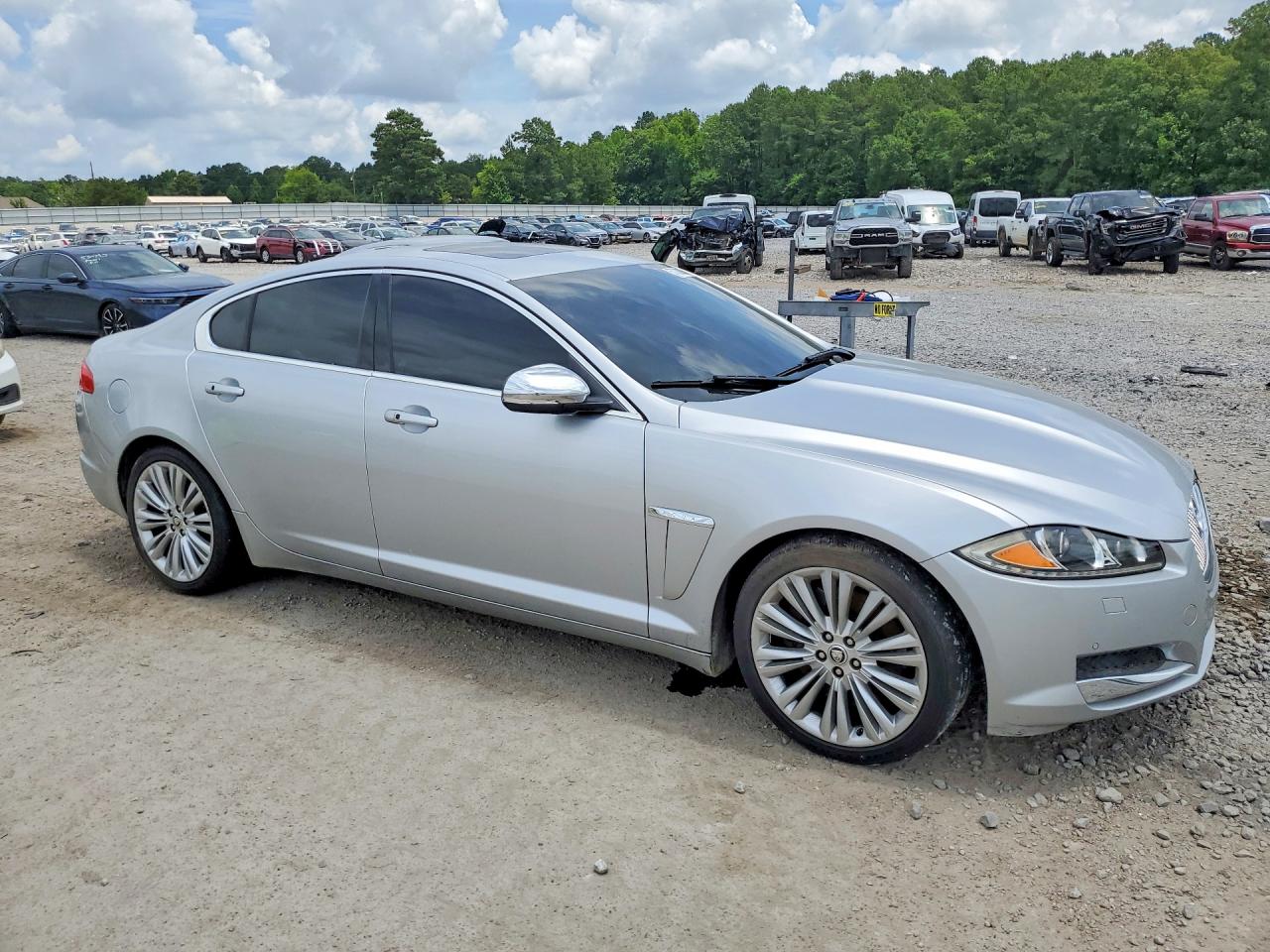 2012 Jaguar Xf Portfolio Silver vin: SAJWA0HB2CLS22072