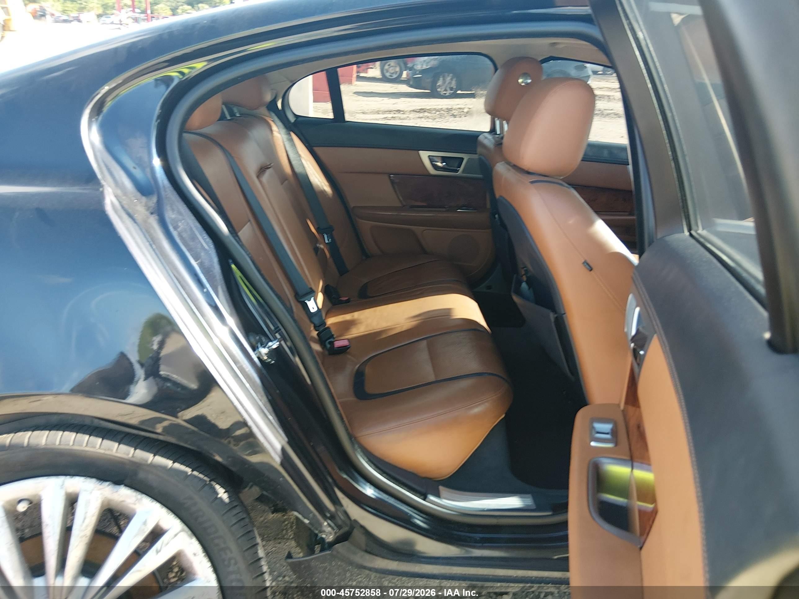 2012 Jaguar Xf Portfolio Black vin: SAJWA0HB7CLS28272
