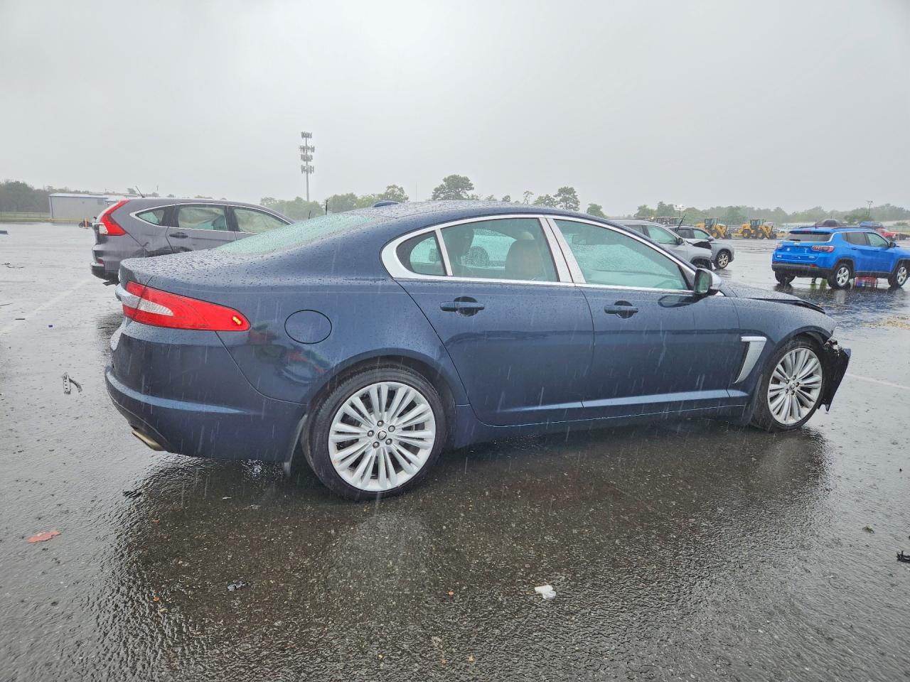 2012 Jaguar Xf Portfolio Blue vin: SAJWA0HB9CLS40181