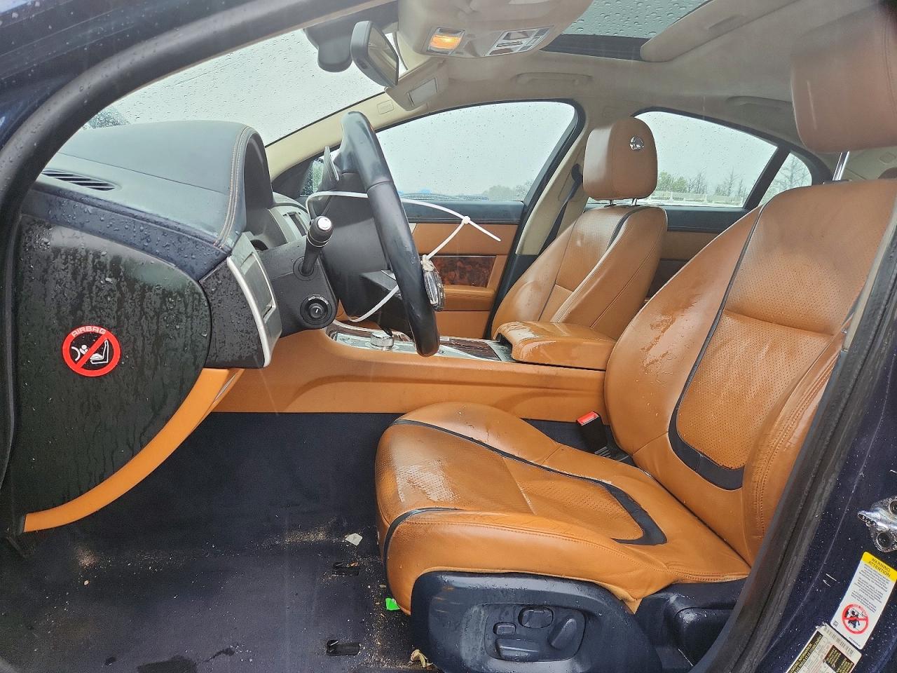 2012 Jaguar Xf Portfolio Blue vin: SAJWA0HB9CLS40181