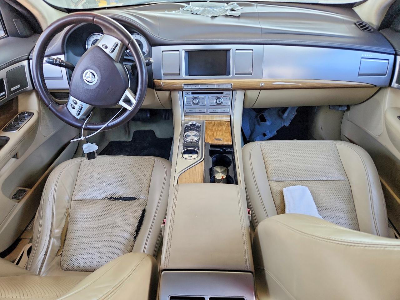 2011 Jaguar Xf Supercharged Burgundy vin: SAJWA0HE0BMR87302