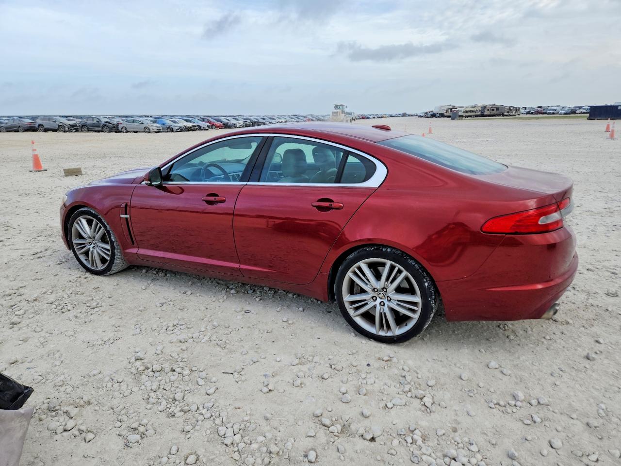 2010 Jaguar Xf Supercharged Maroon vin: SAJWA0HEXAMR77701