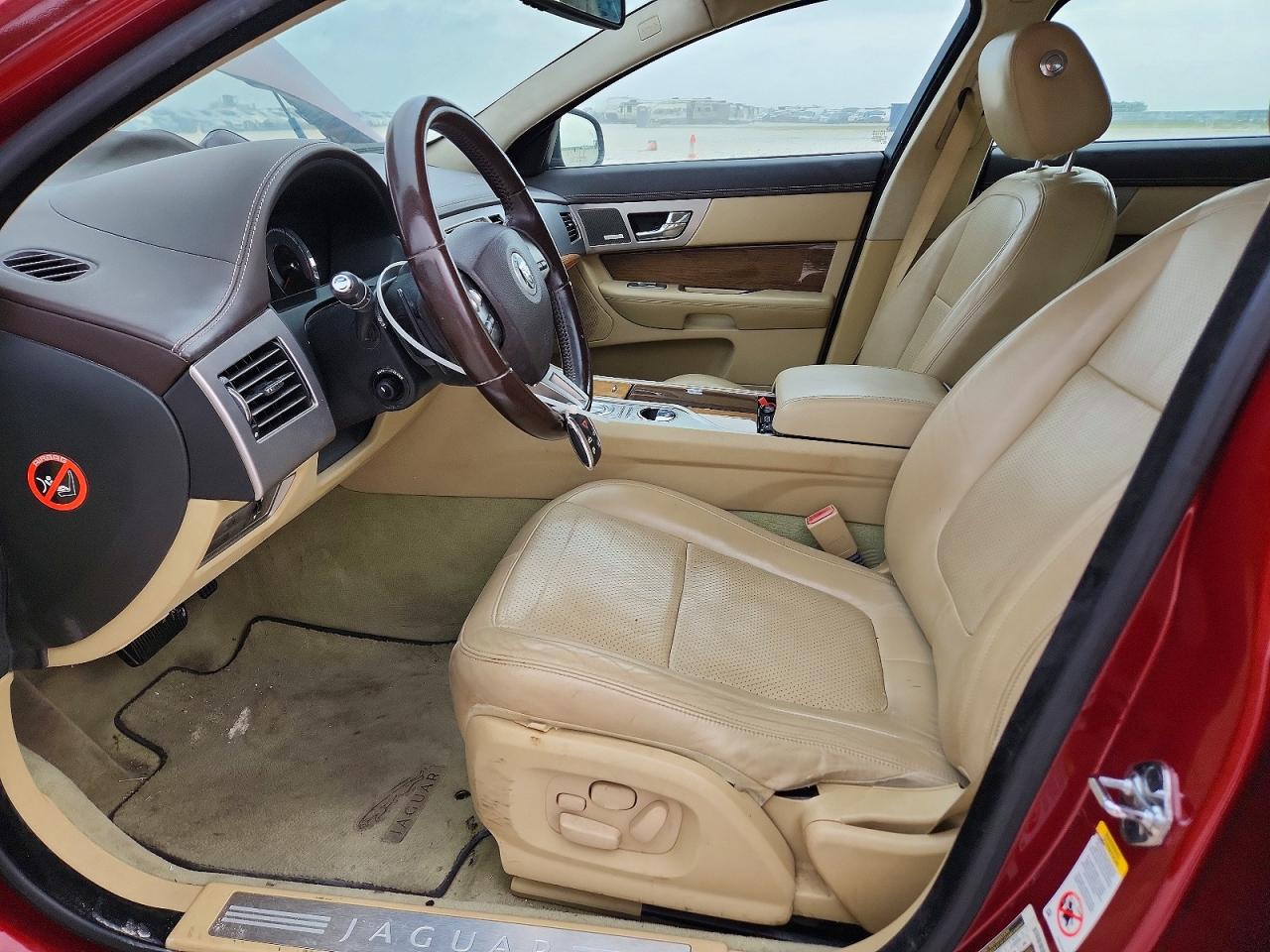 2010 Jaguar Xf Supercharged Maroon vin: SAJWA0HEXAMR77701