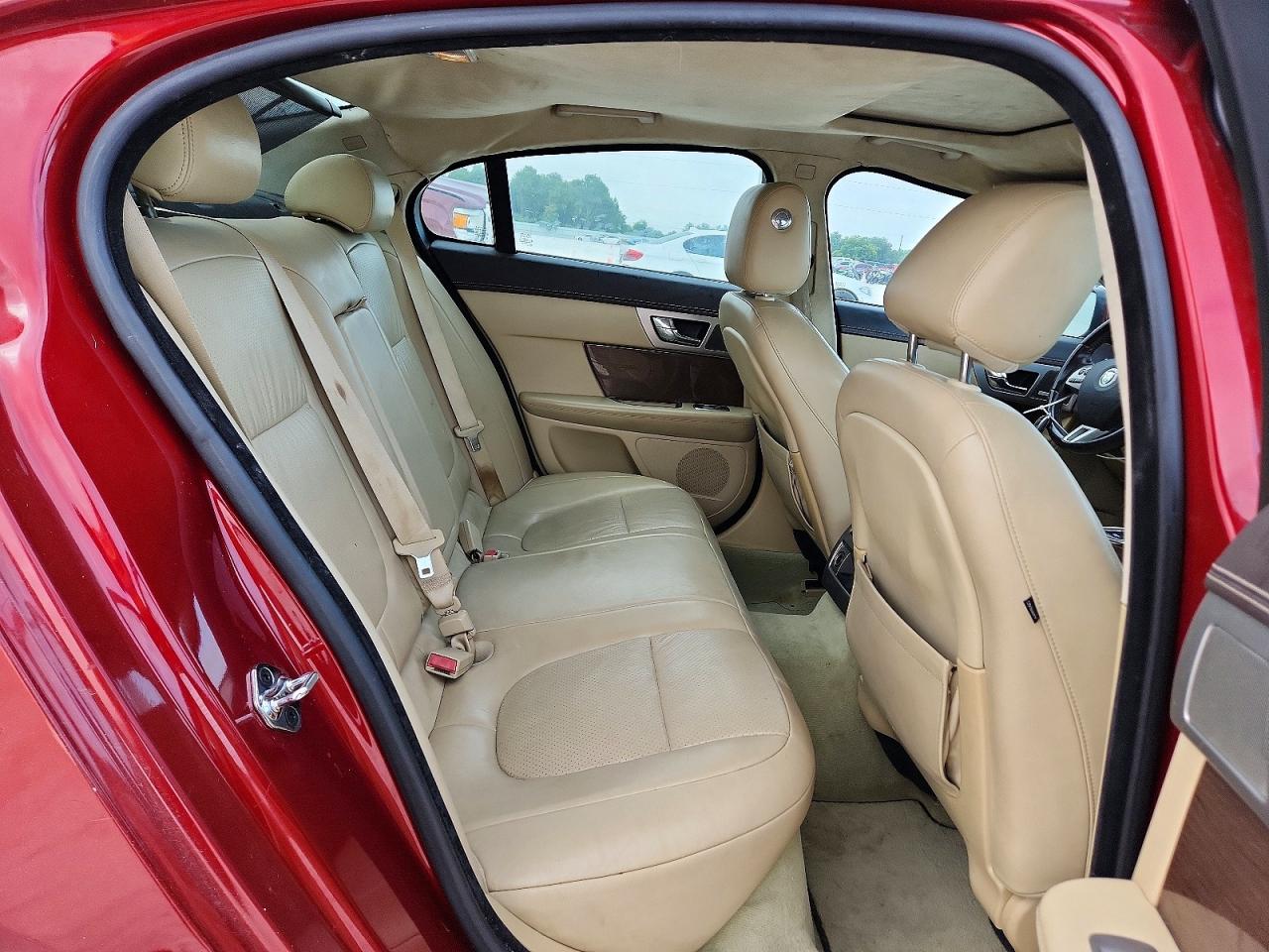 2010 Jaguar Xf Supercharged Maroon vin: SAJWA0HEXAMR77701
