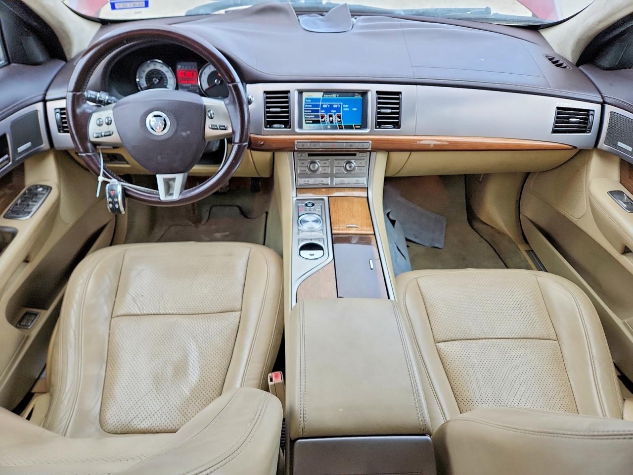 2010 Jaguar Xf Supercharged Maroon vin: SAJWA0HEXAMR77701