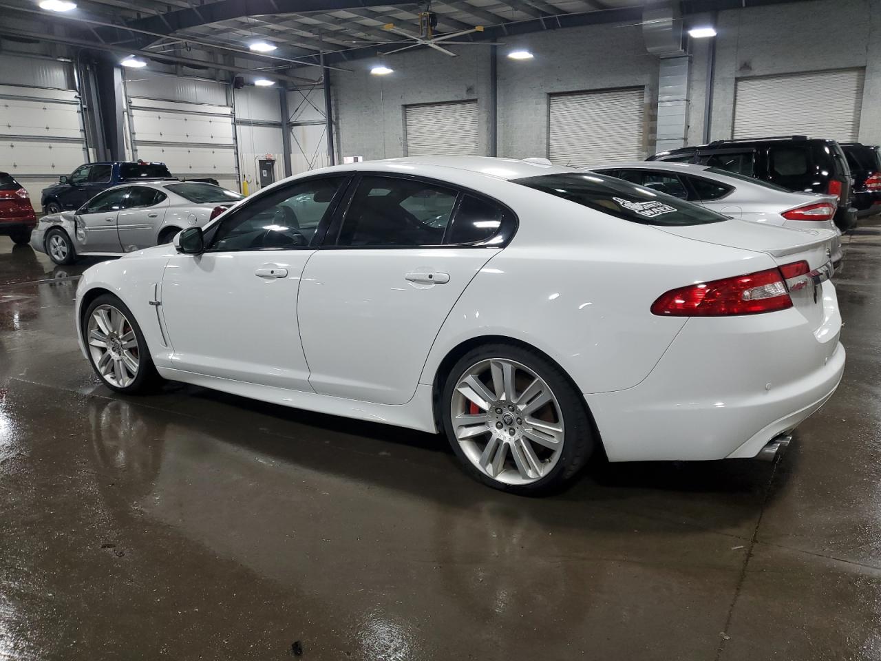 2011 Jaguar Xf R White vin: SAJWA0JC1BMS08613