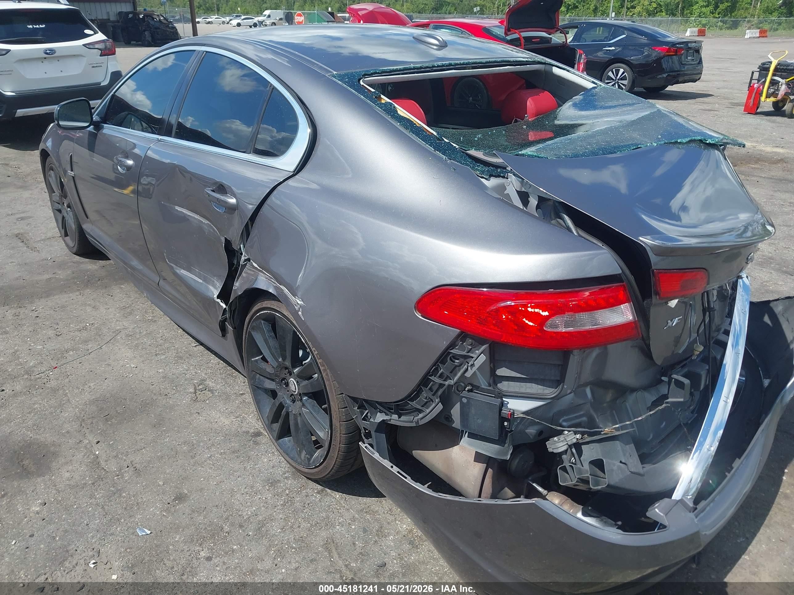 2011 Jaguar Xf Xfr Gray vin: SAJWA0JC2BMR90615