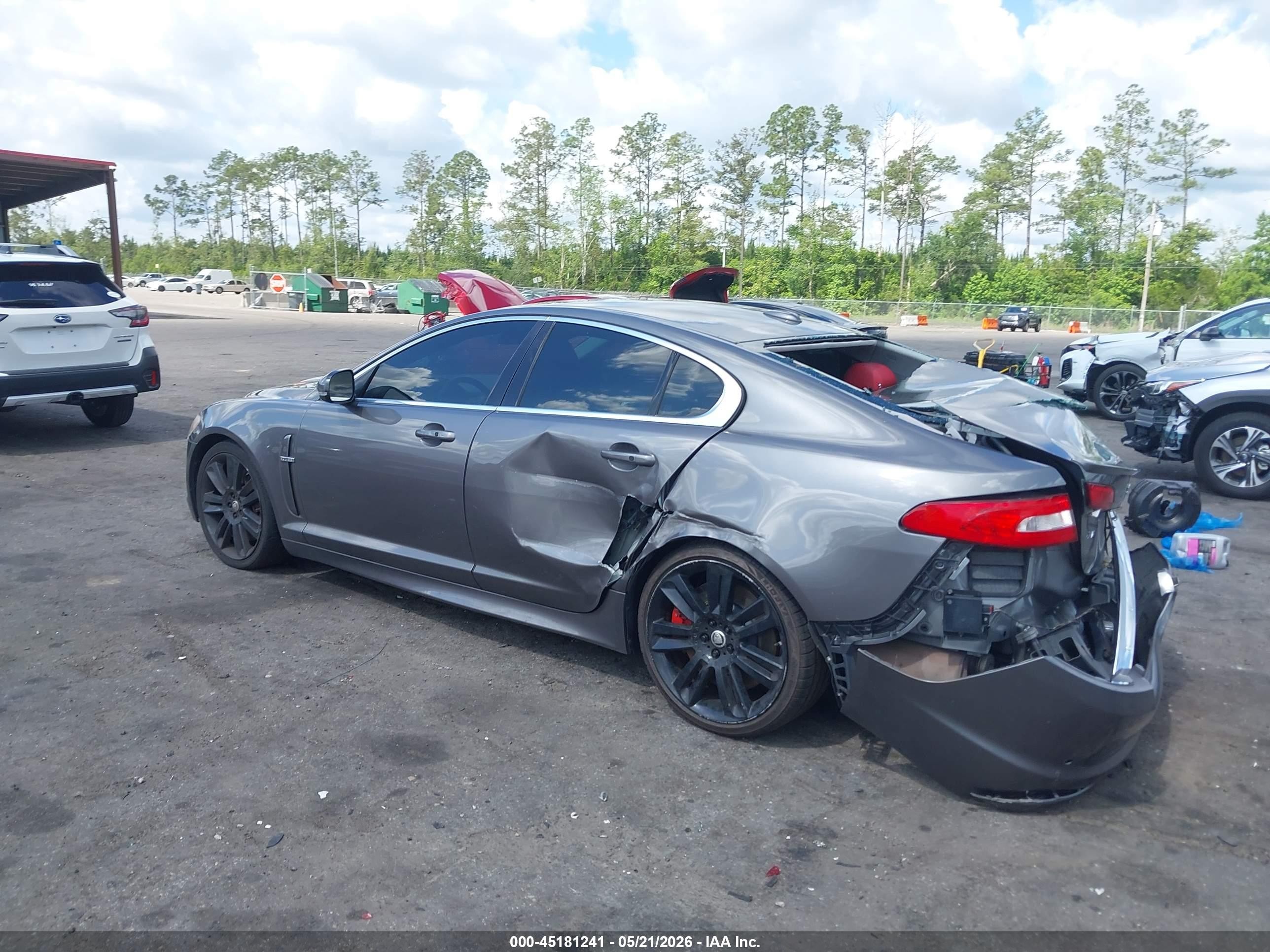2011 Jaguar Xf Xfr Gray vin: SAJWA0JC2BMR90615