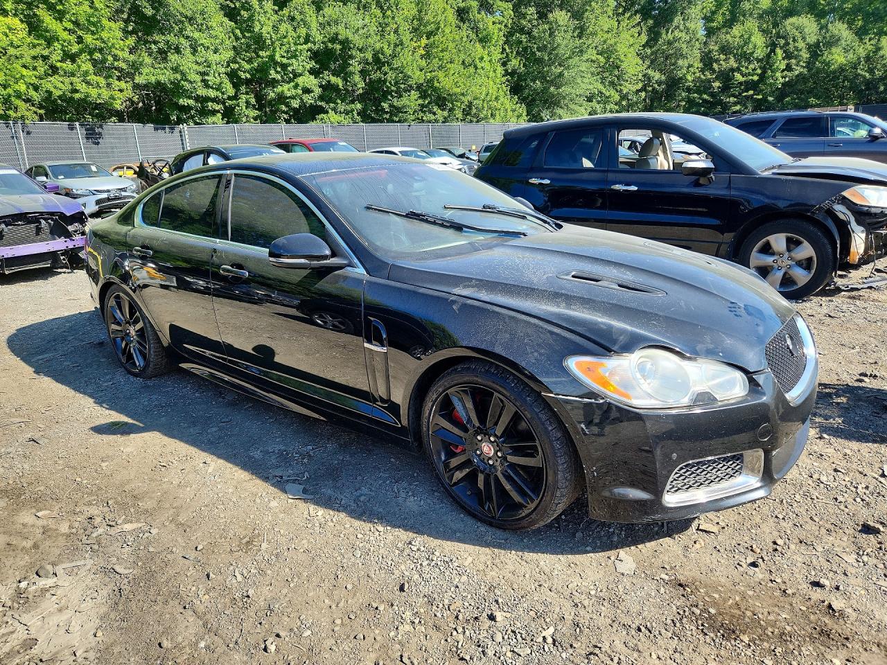 2011 Jaguar Xf R Black vin: SAJWA0JC3BMS02117