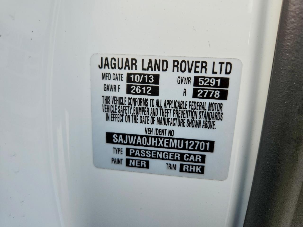 2014 Jaguar Xf R White vin: SAJWA0JHXEMU12701