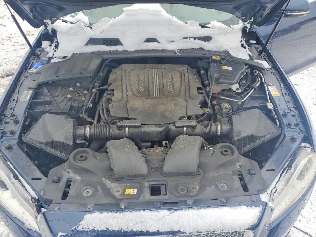2013 Jaguar Xj Blue vin: SAJWA1C72D8V39864