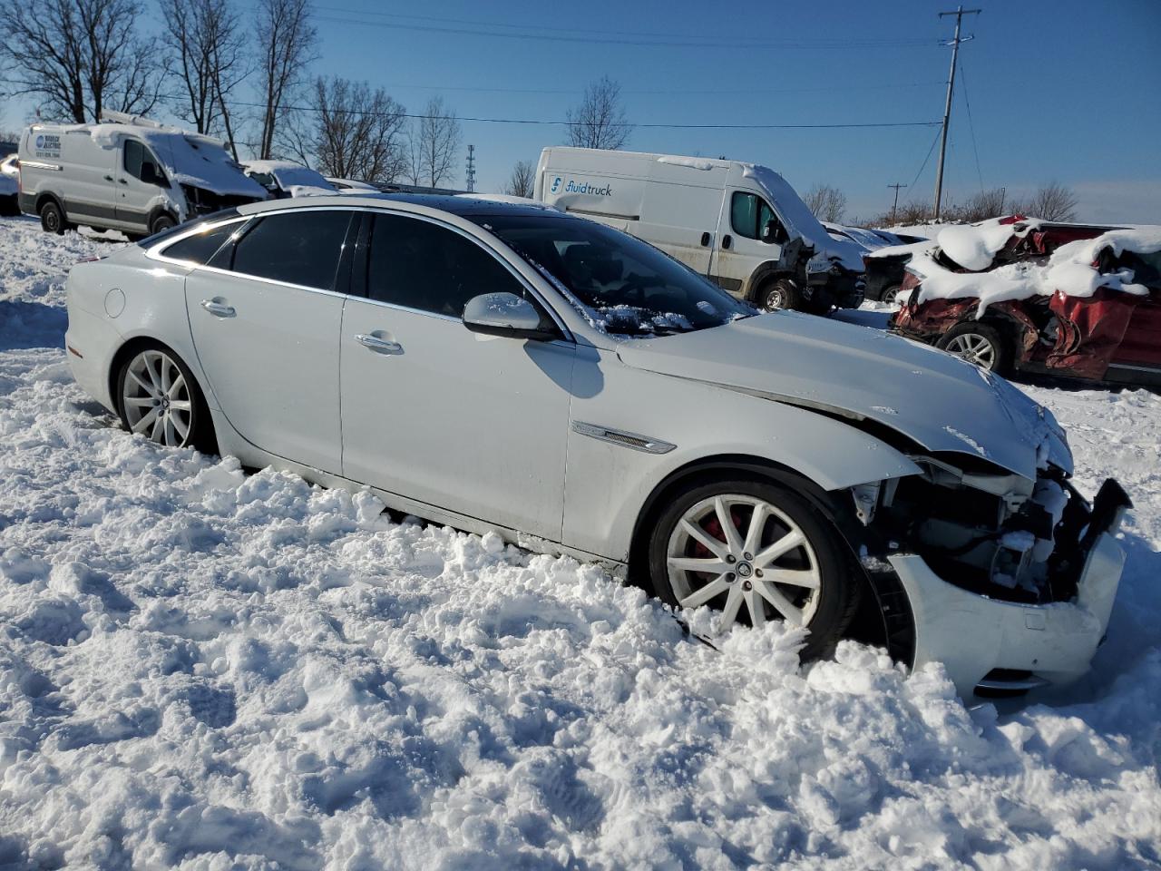 2013 Jaguar Xj White vin: SAJWA1C72D8V40156