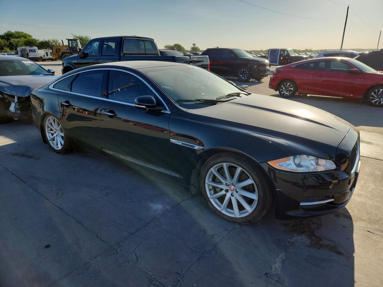 2013 Jaguar Xj Черный vin: SAJWA1C72D8V52873