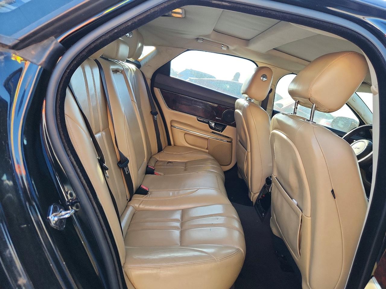 2013 Jaguar Xj Черный vin: SAJWA1C72D8V52873